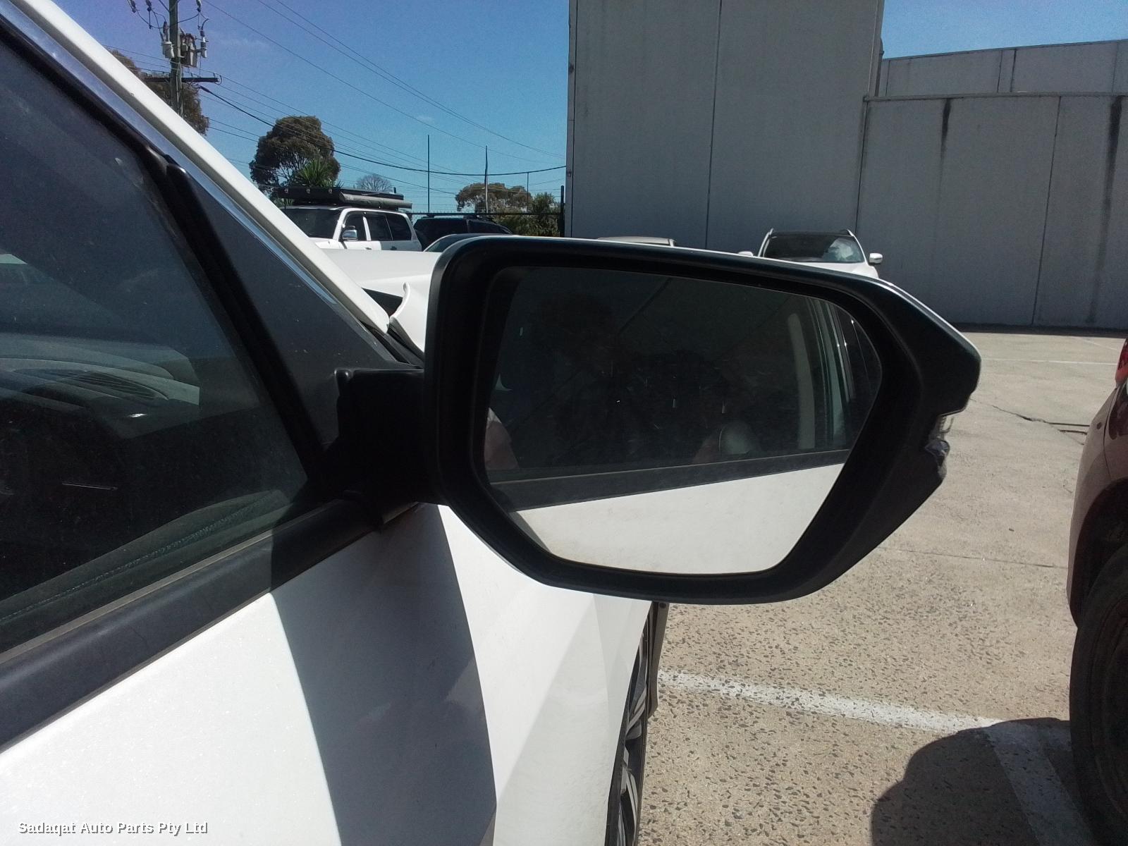 Honda Civic Right_rear_door_sliding