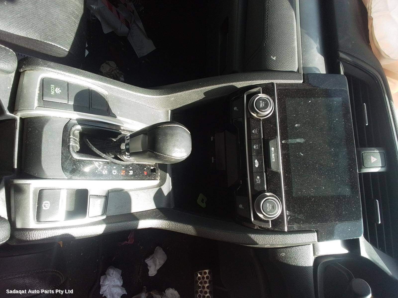 Honda Civic Right_rear_door_sliding