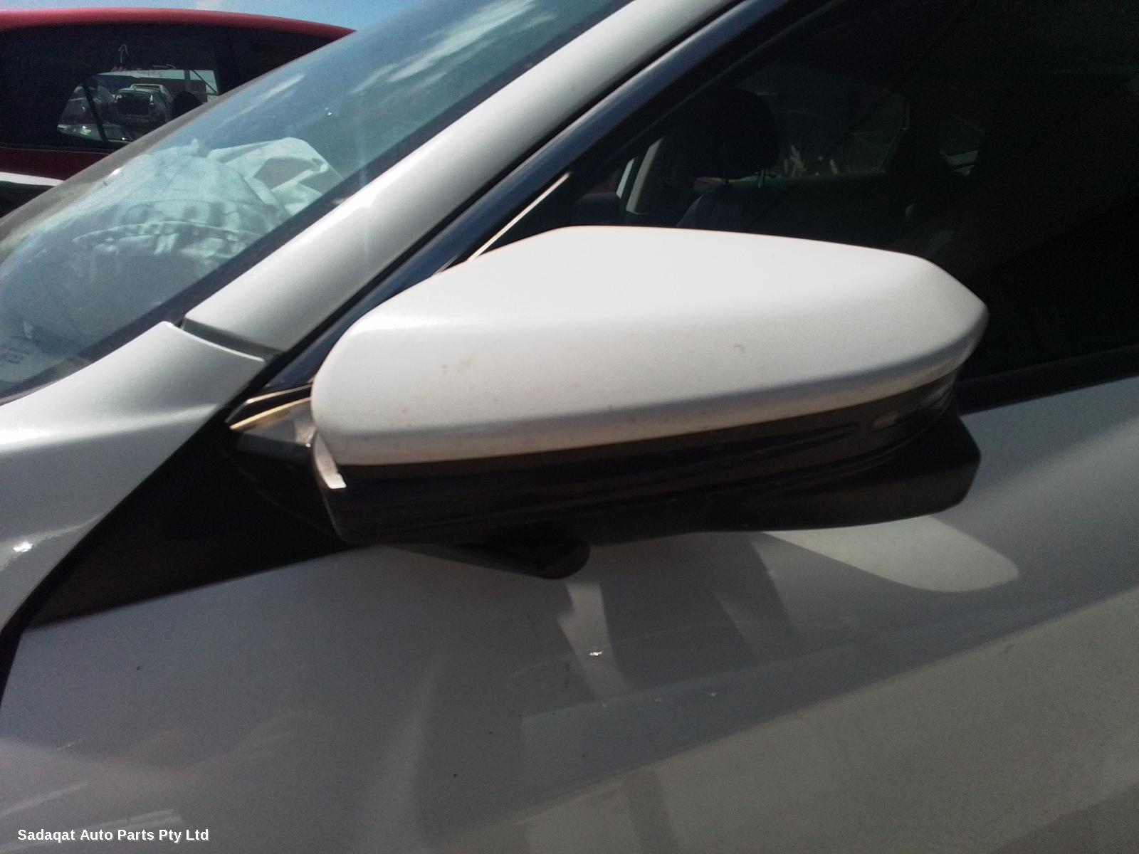 Honda Civic Right_rear_door_sliding