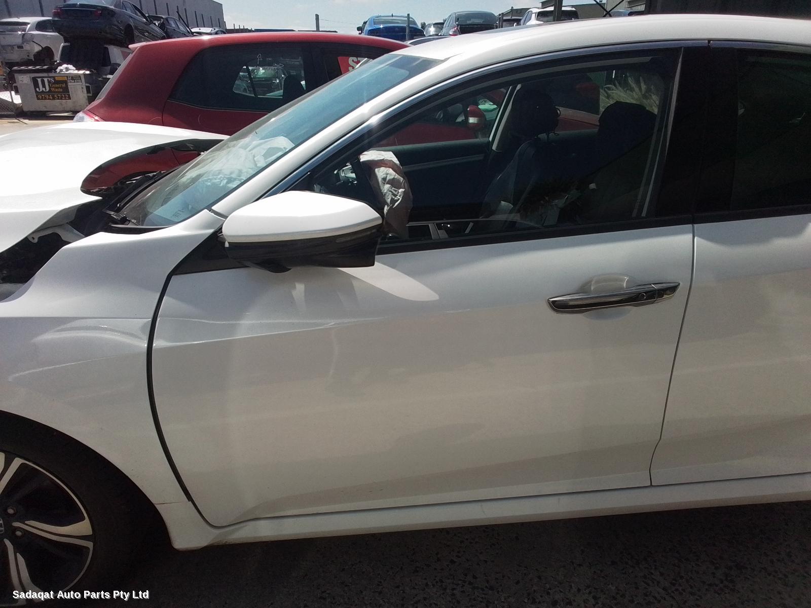 Honda Civic Right_rear_door_sliding