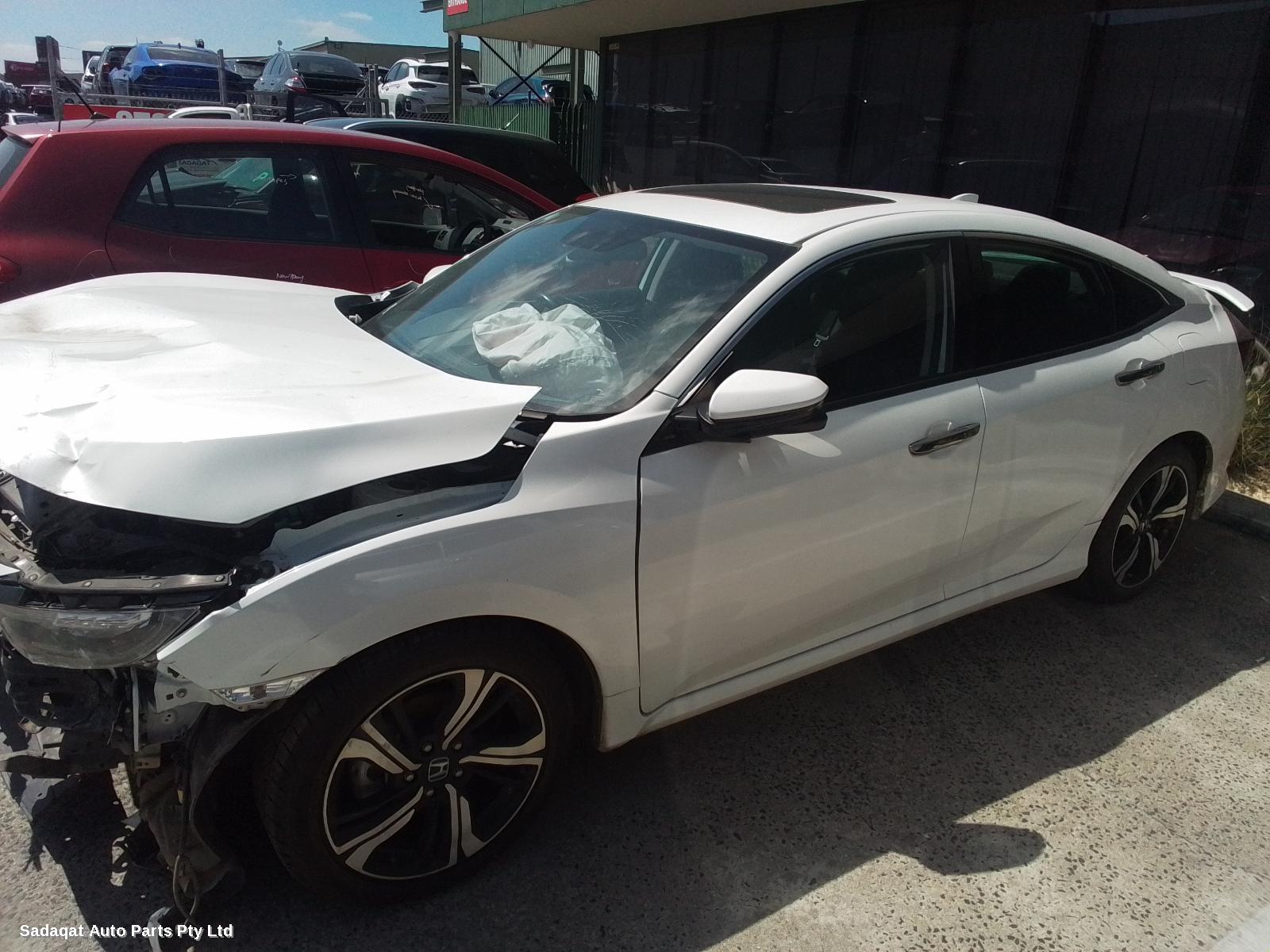 Honda Civic Right_rear_door_sliding