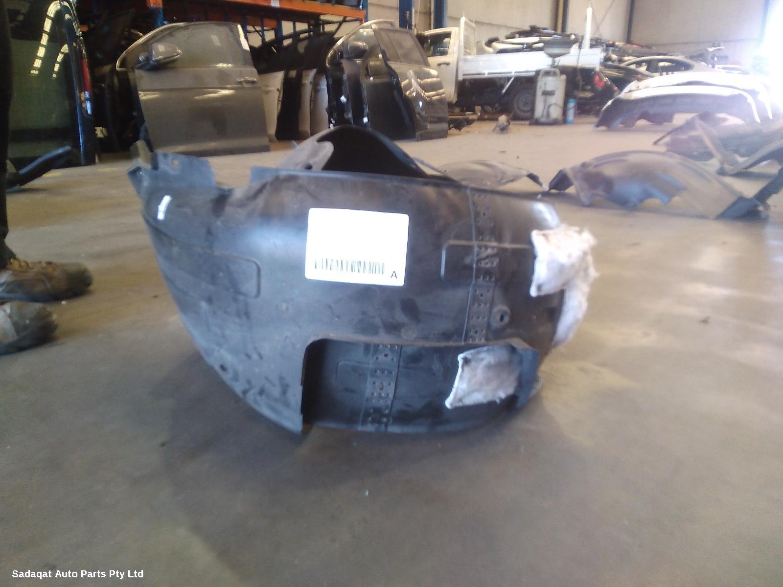 Kia Cerato Right Guard Liner