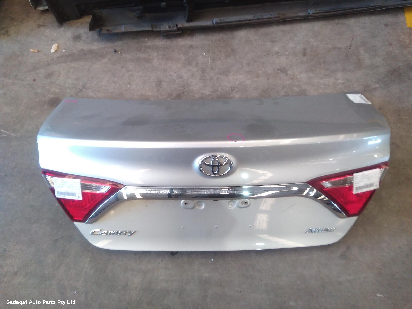 Toyota Camry Bootlid/tailgate