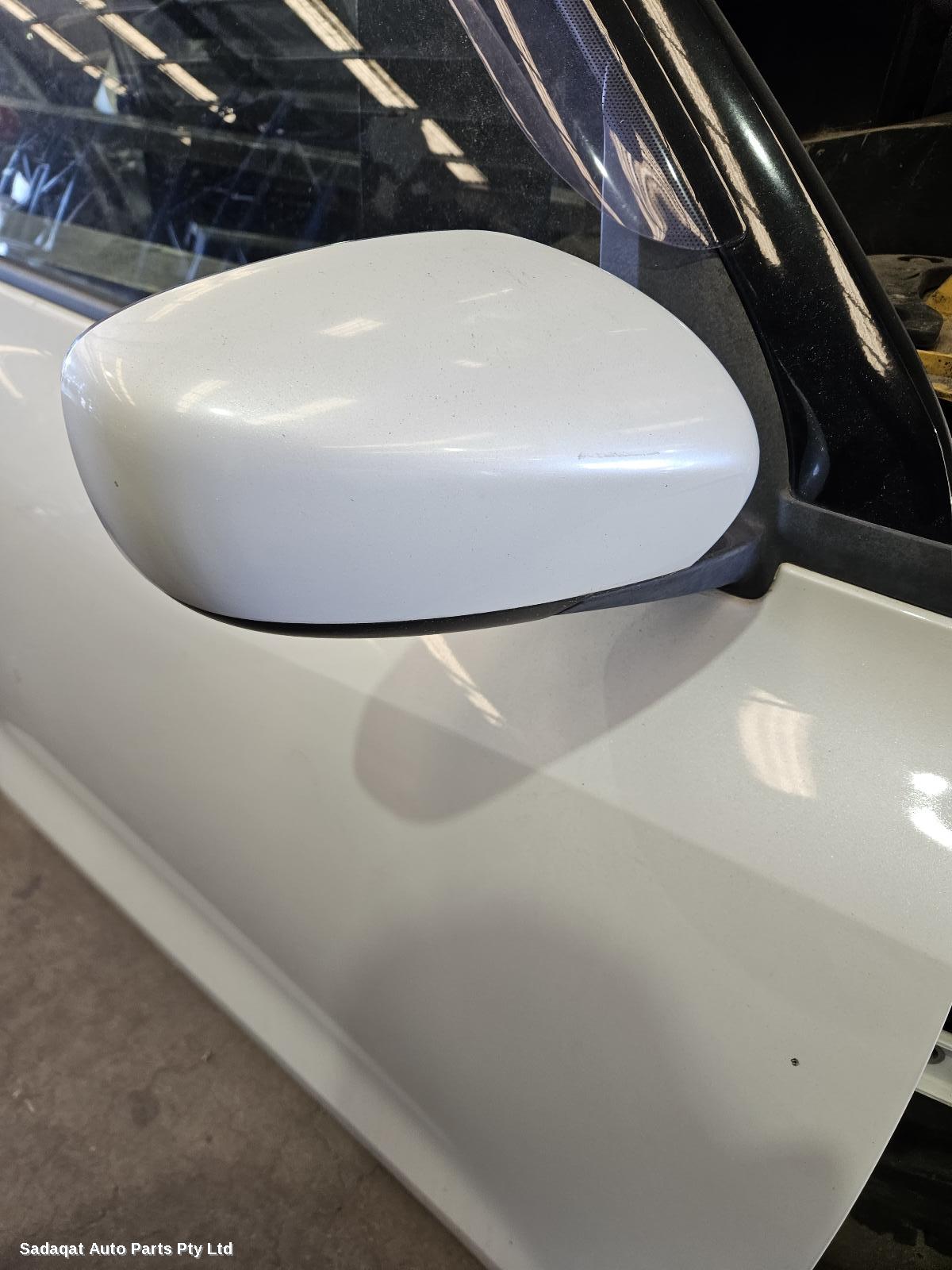 Suzuki Swift Right Door Mirror