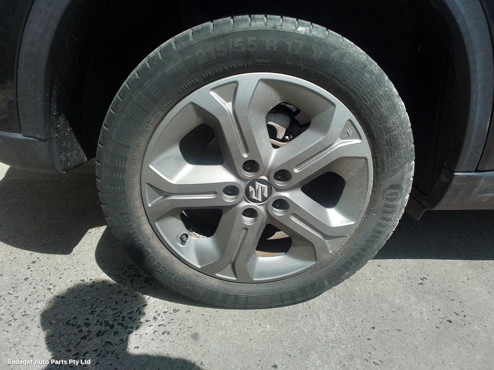 Suzuki Vitara Left Taillight