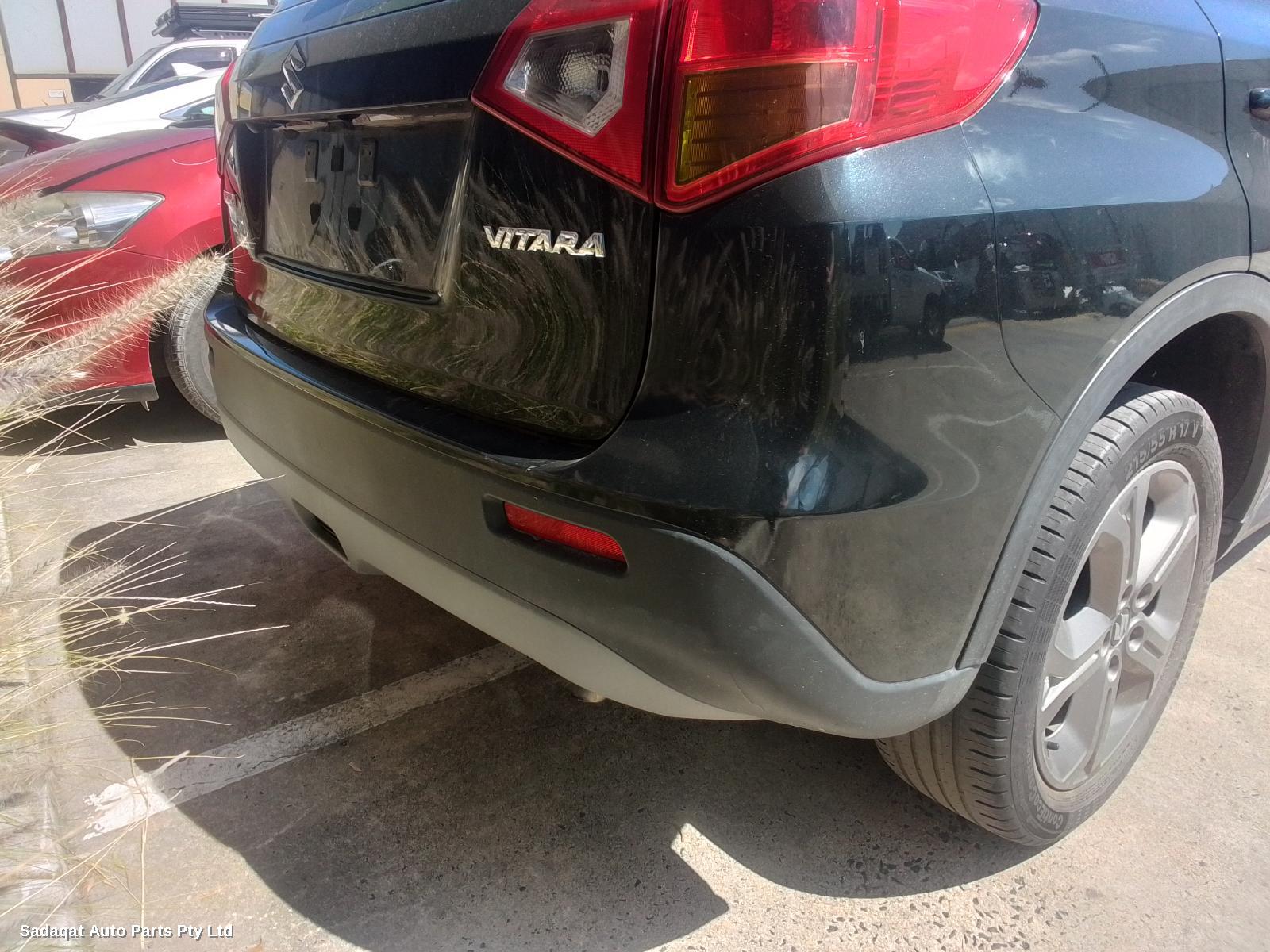 Suzuki Vitara Left Taillight