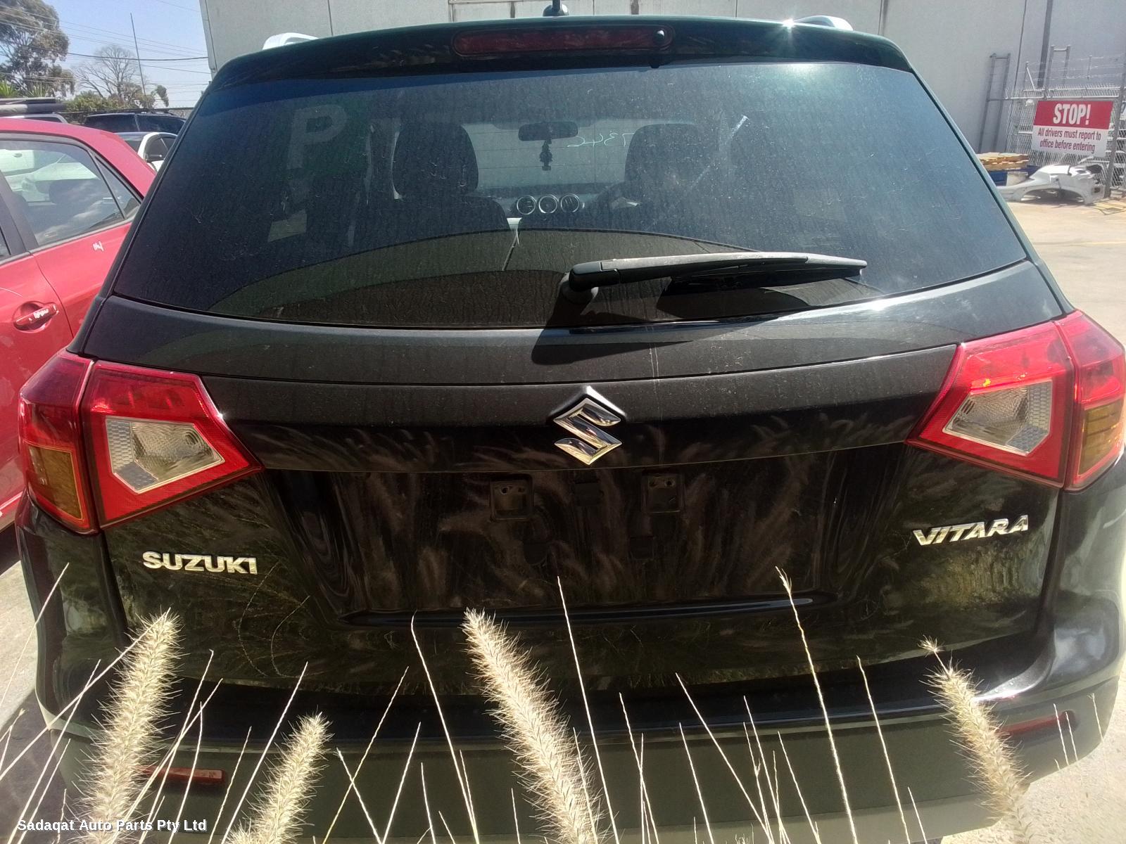 Suzuki Vitara Left Taillight