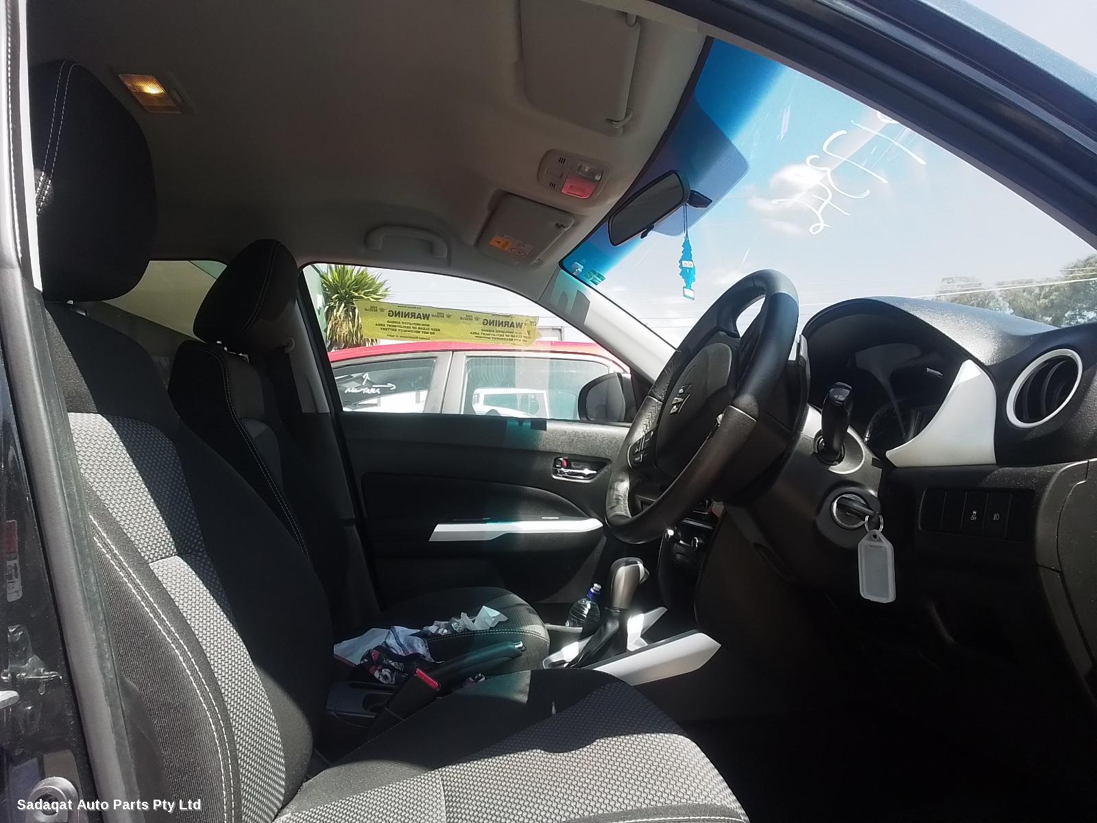 Suzuki Vitara Left Taillight