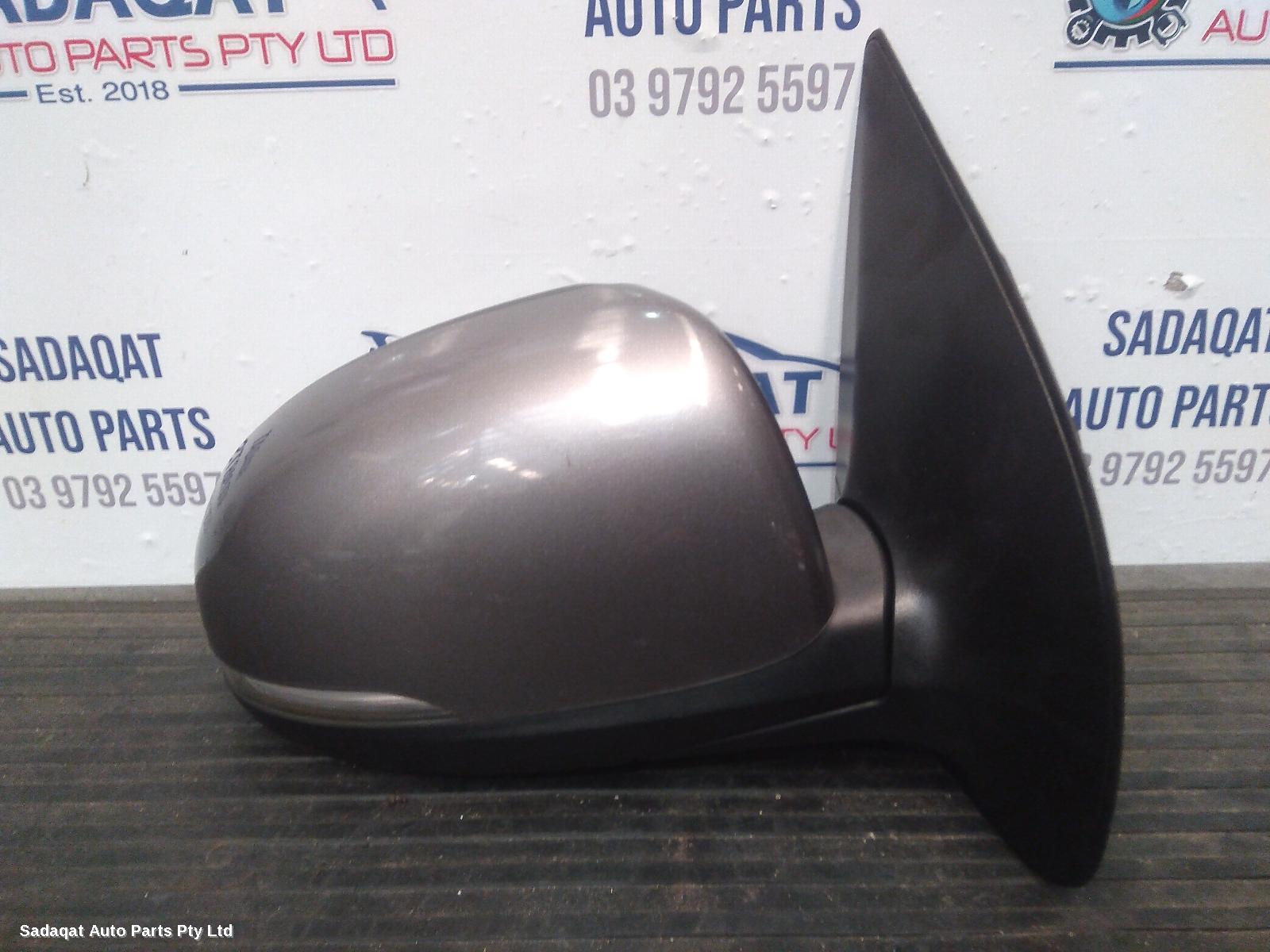 Hyundai I20 Right Door Mirror