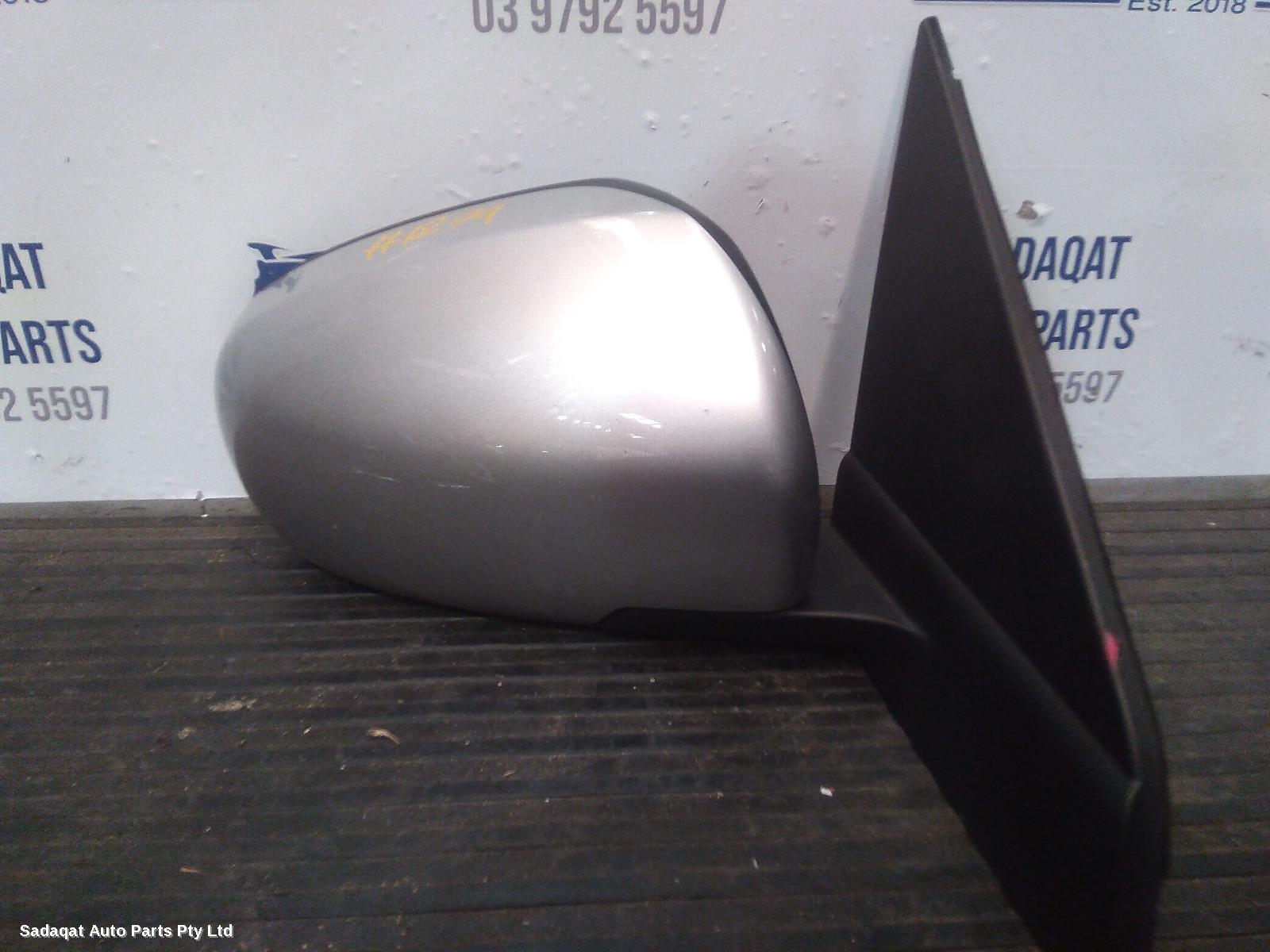 Suzuki Vitara Right Door Mirror