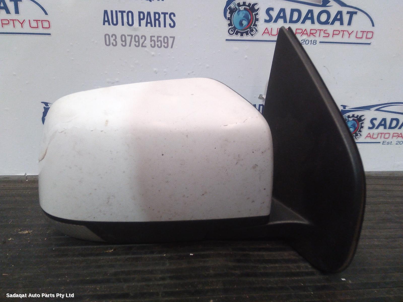 Holden Trailblazer Right Door Mirror