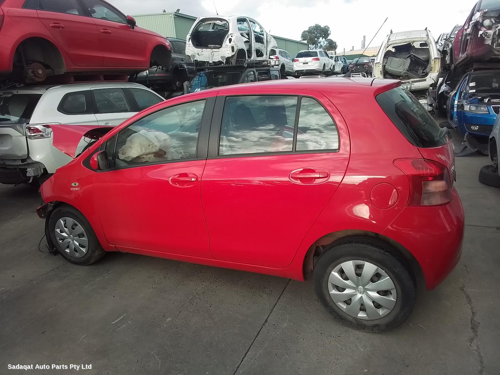 Toyota Yaris Left Door Mirror