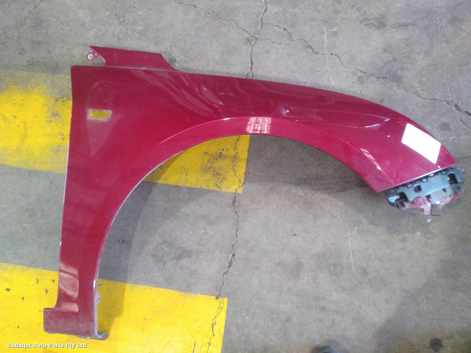 Holden Cruze Right Guard