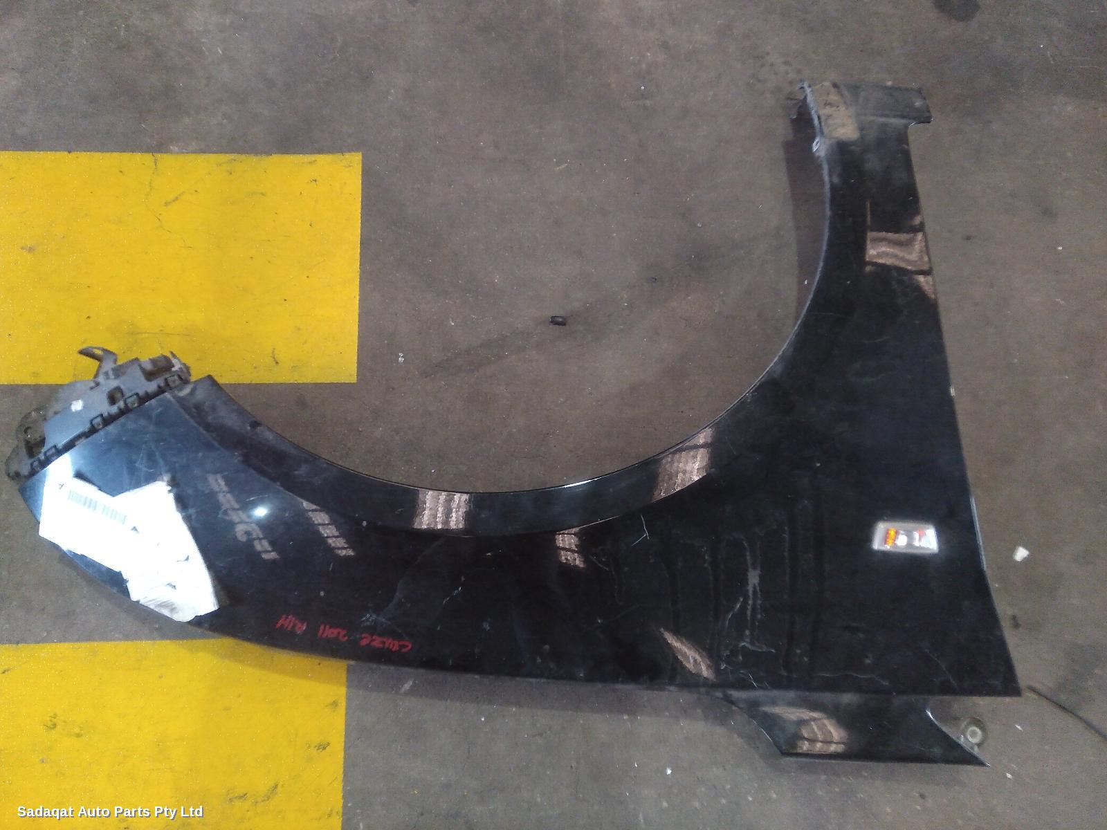 Holden Cruze Right Guard