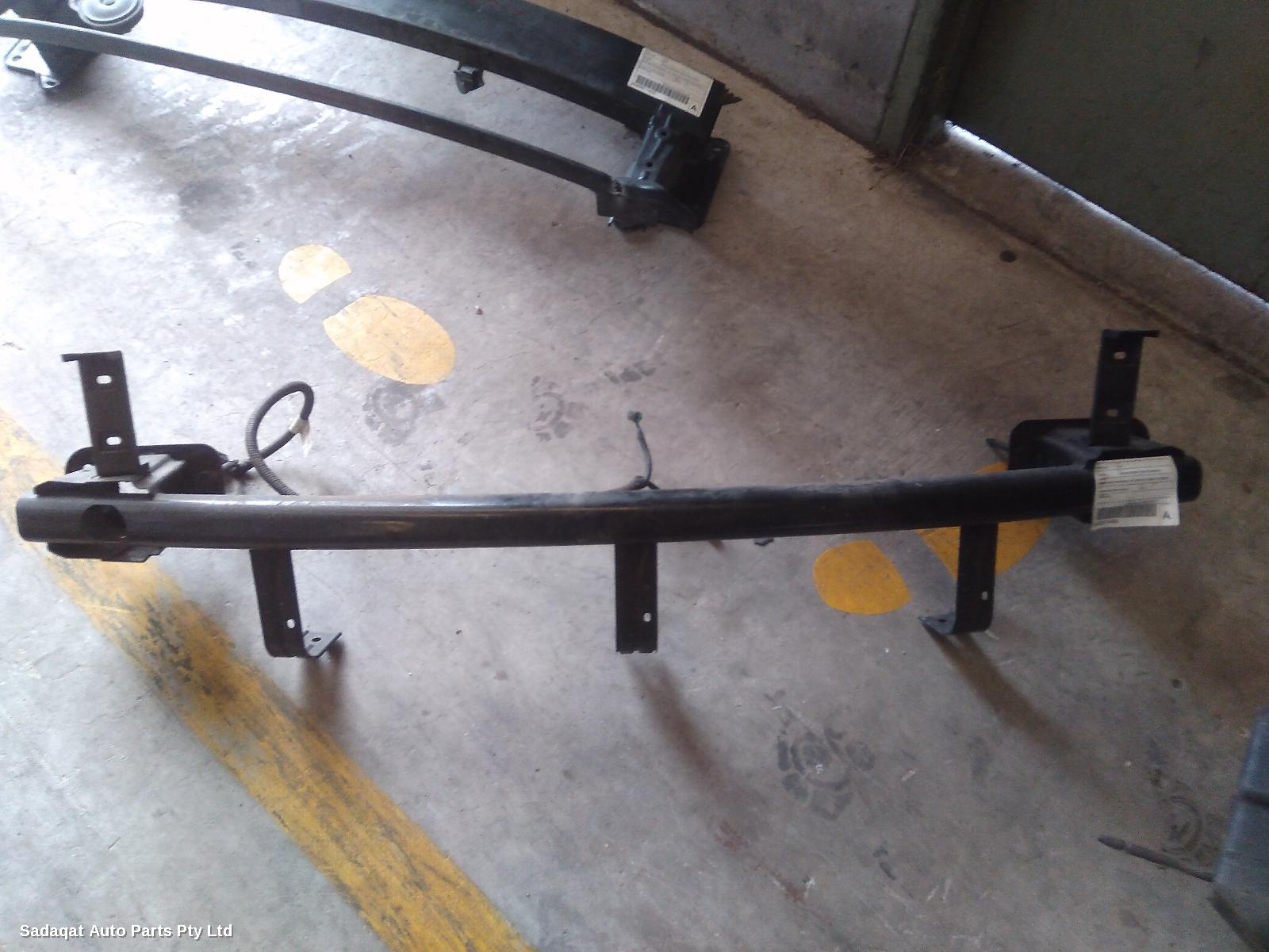 Hyundai I30 R/bar Bracket/reinfo