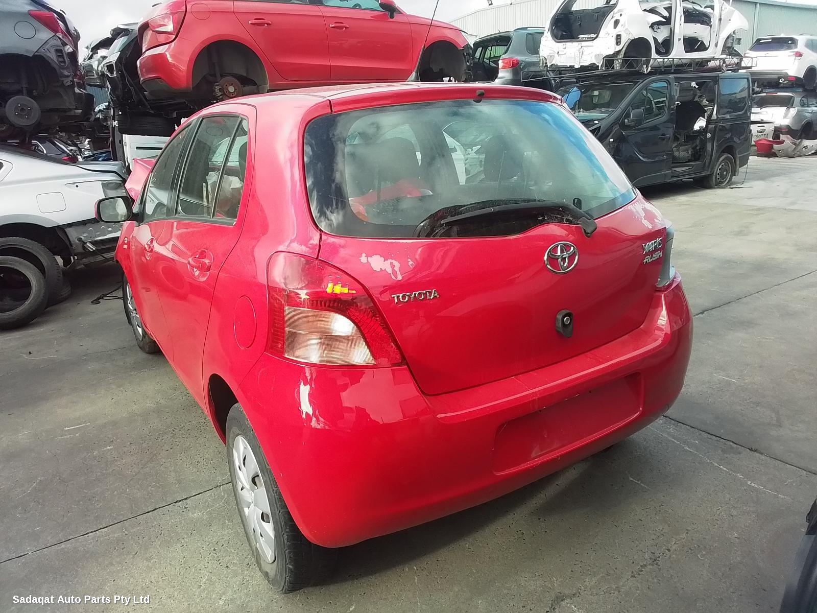 Toyota Yaris Left Door Mirror