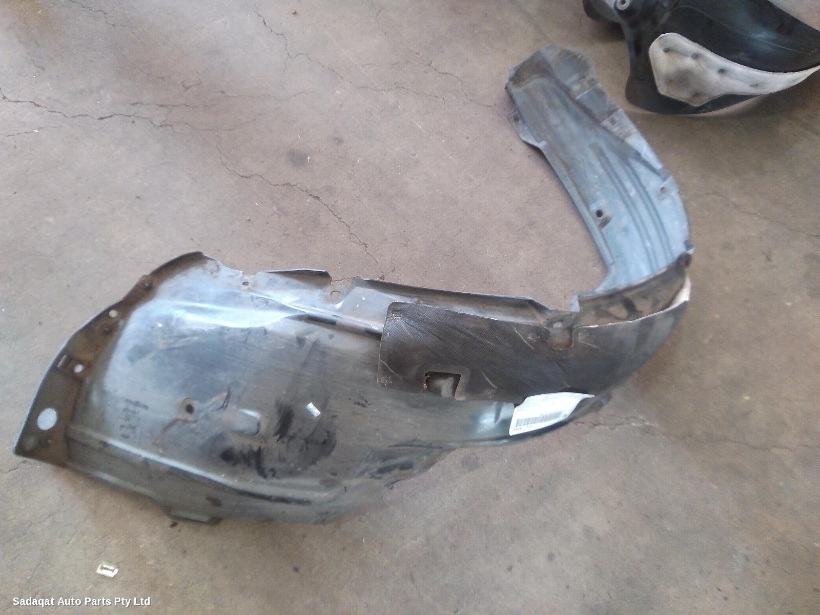 Honda Crv Right Guard Liner