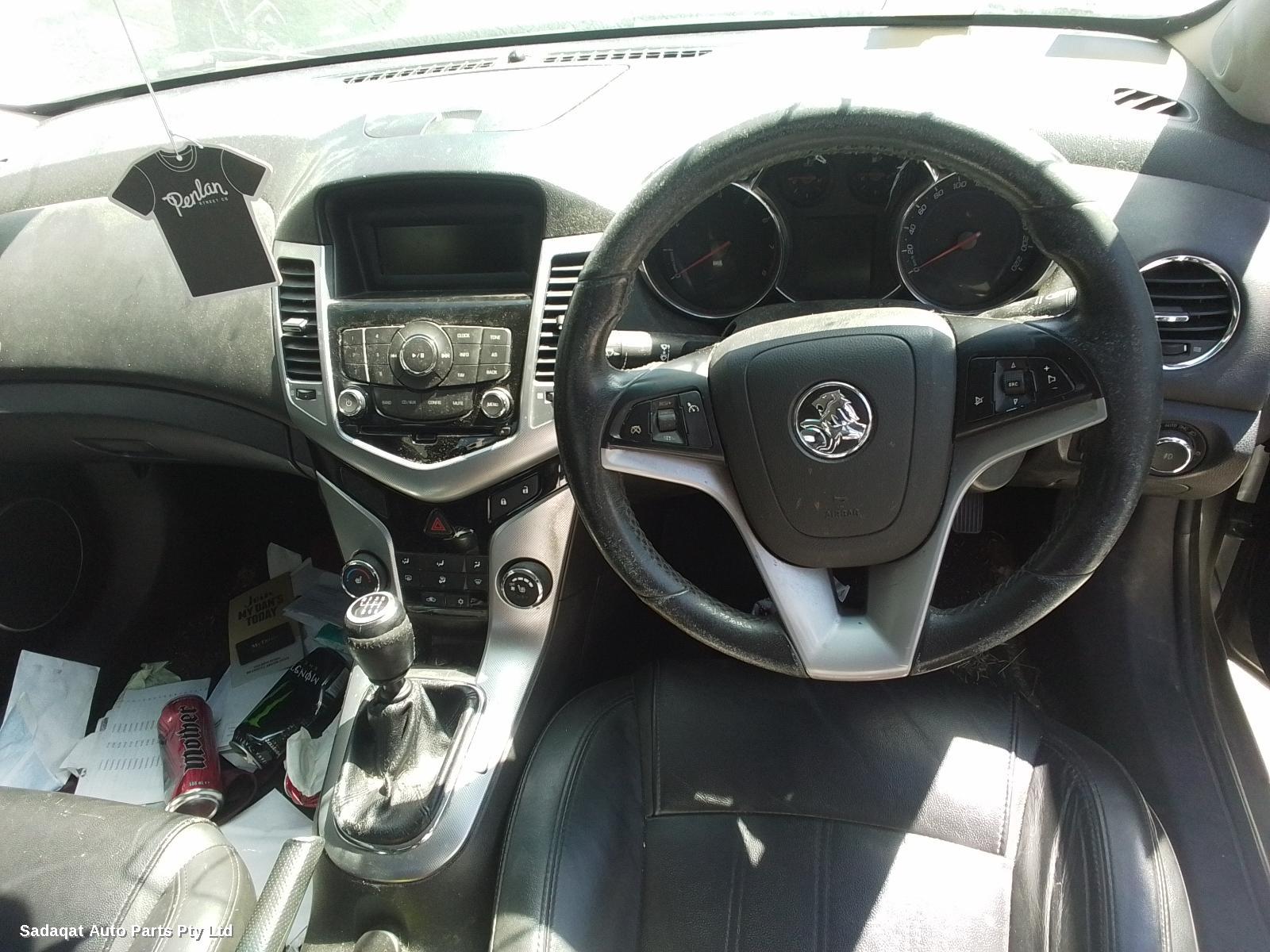 Holden Cruze Bonnet Lock/support