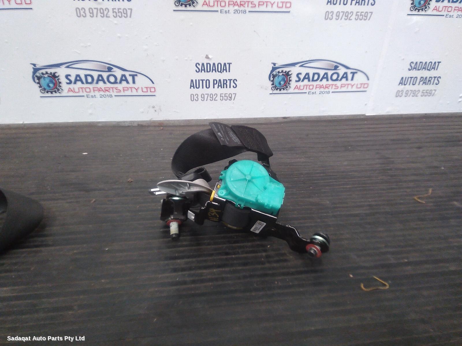 Kia Rio Seatbelt/stalk