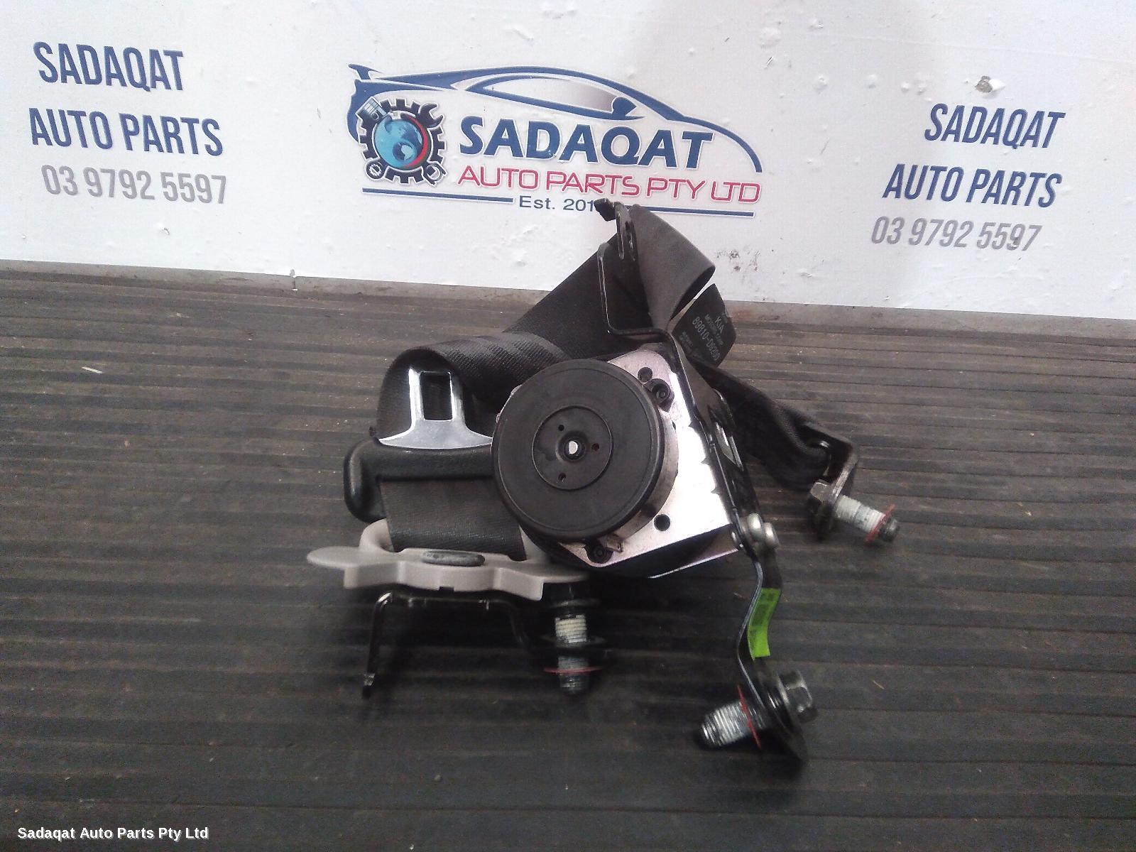 Kia Sportage Seatbelt/stalk