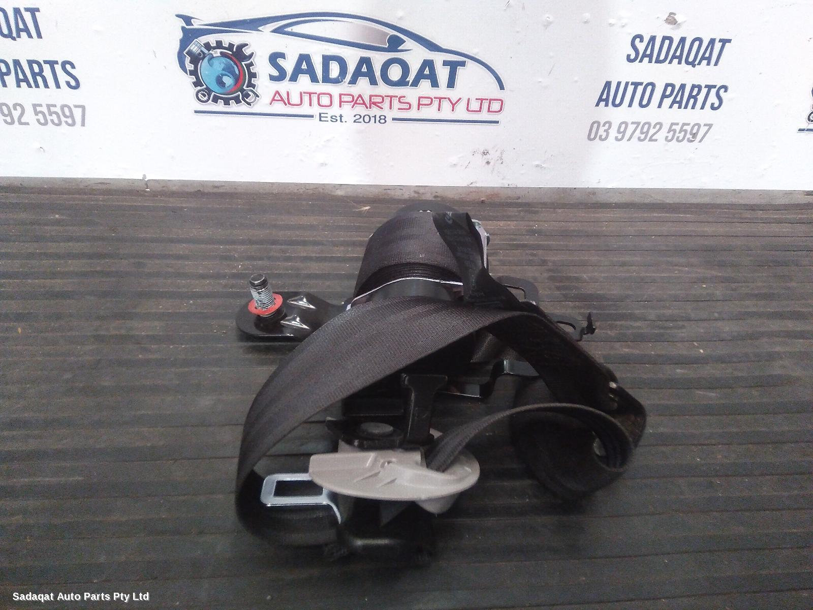 Kia Sportage Seatbelt/stalk