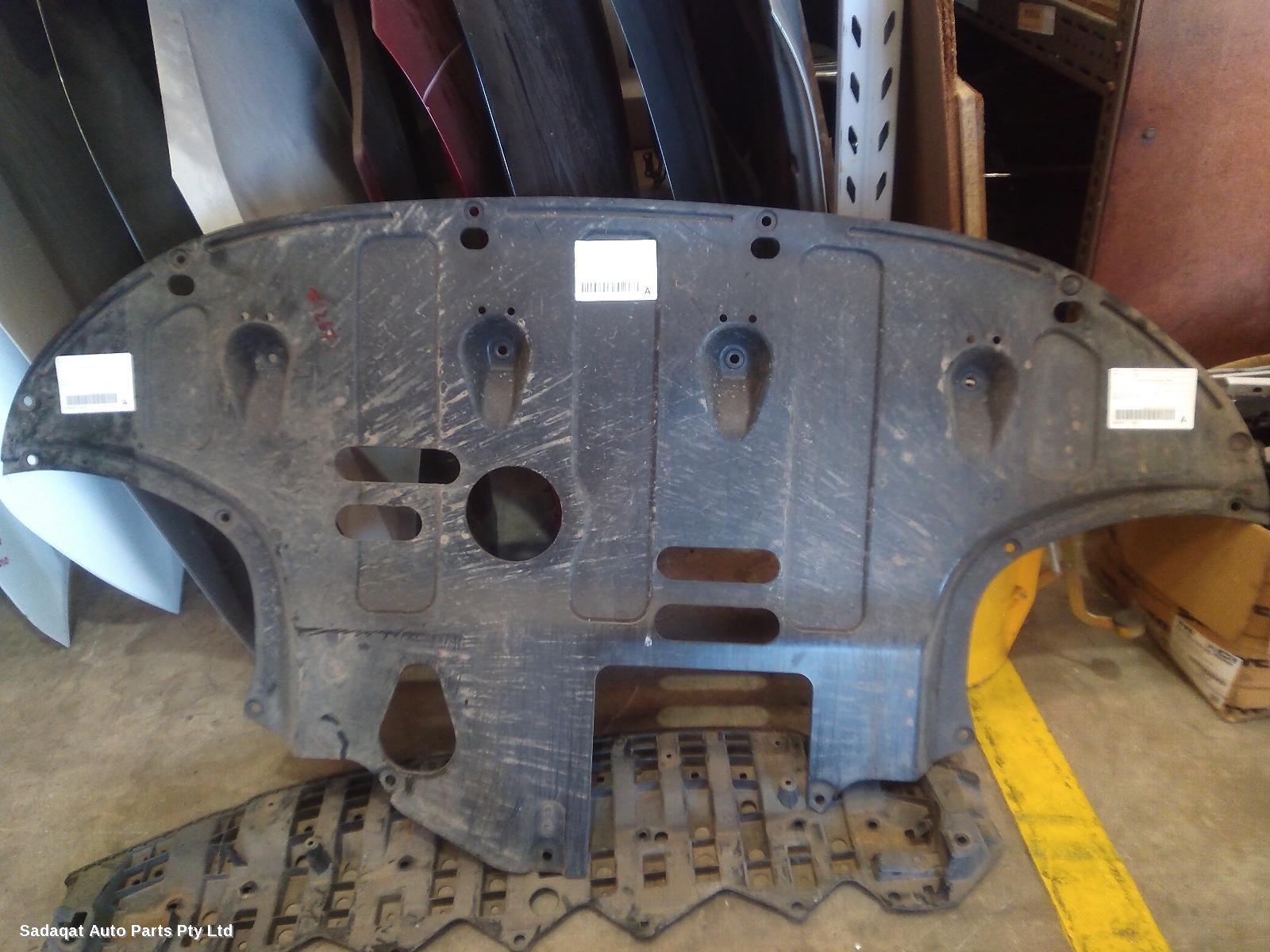 Hyundai I30 Lower_engine_splash_tray