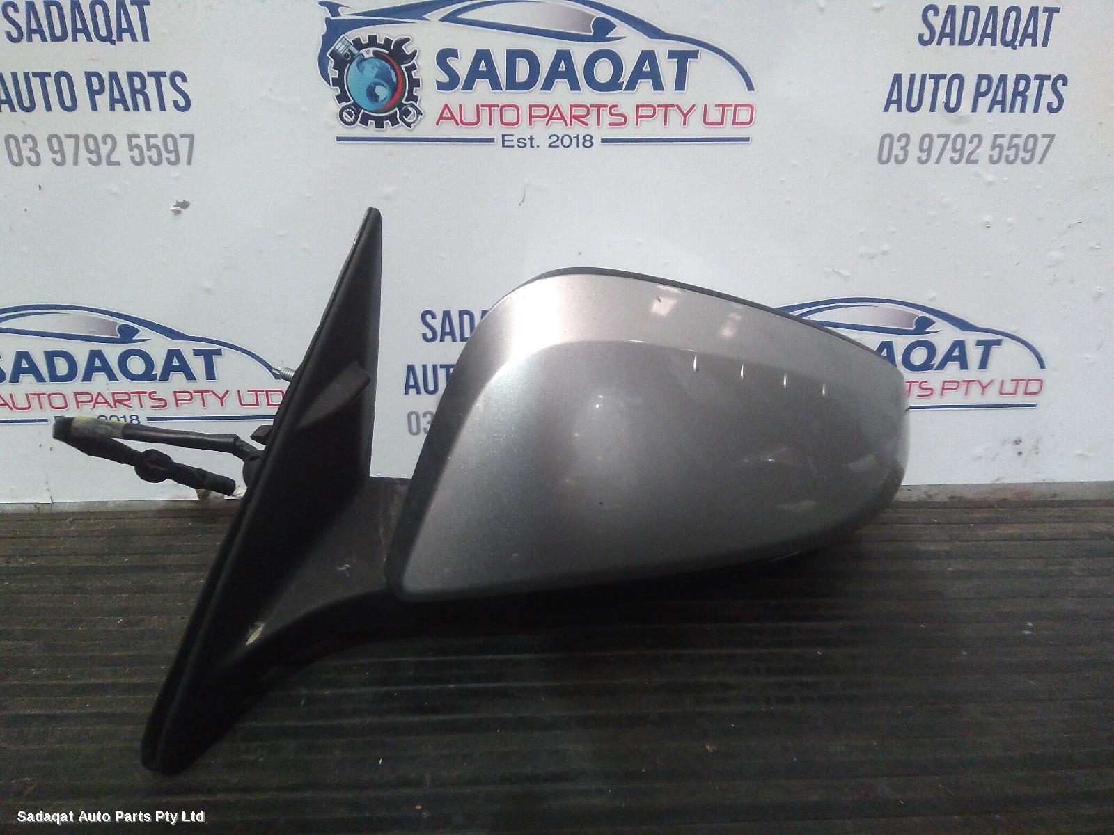 Toyota Kluger Left Door Mirror