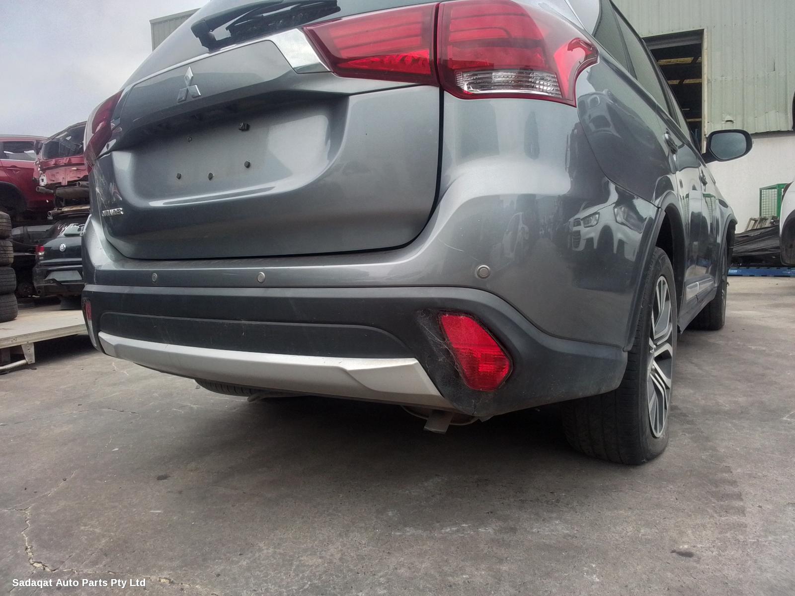 Mitsubishi Outlander Radio/cd/dvd/sat/tv