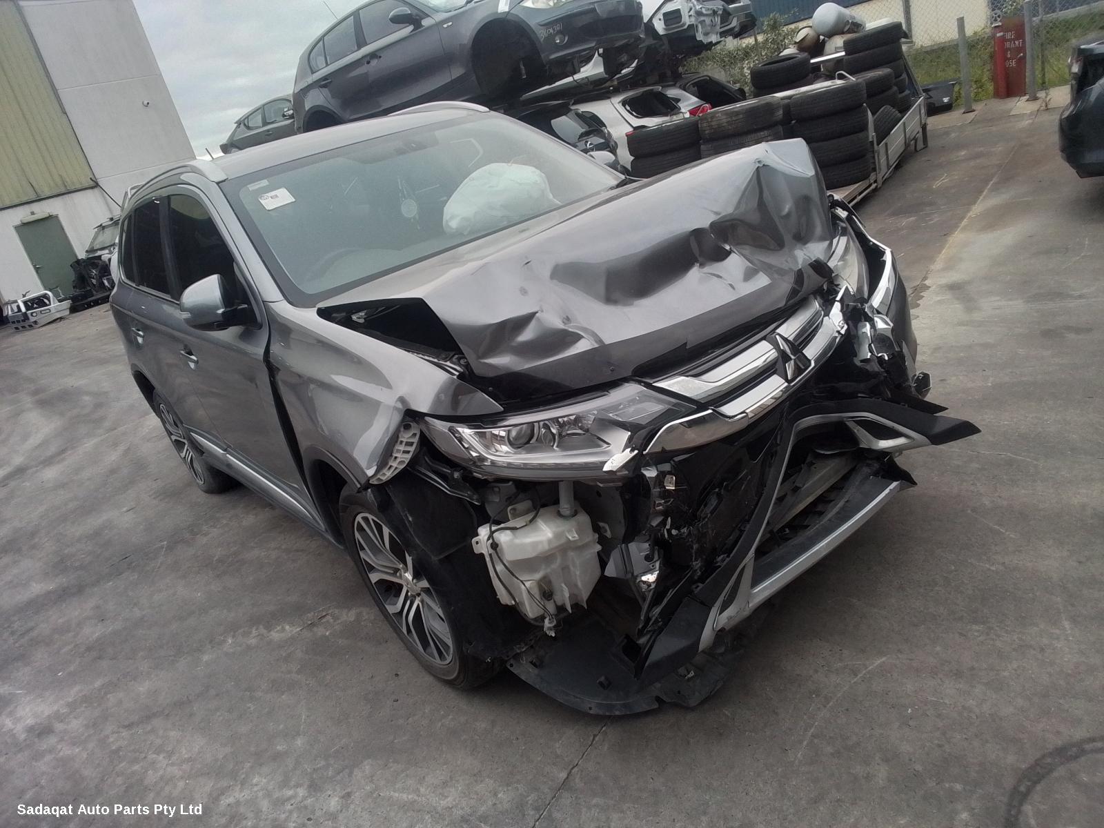 Mitsubishi Outlander R/bar Bracket/reinfo