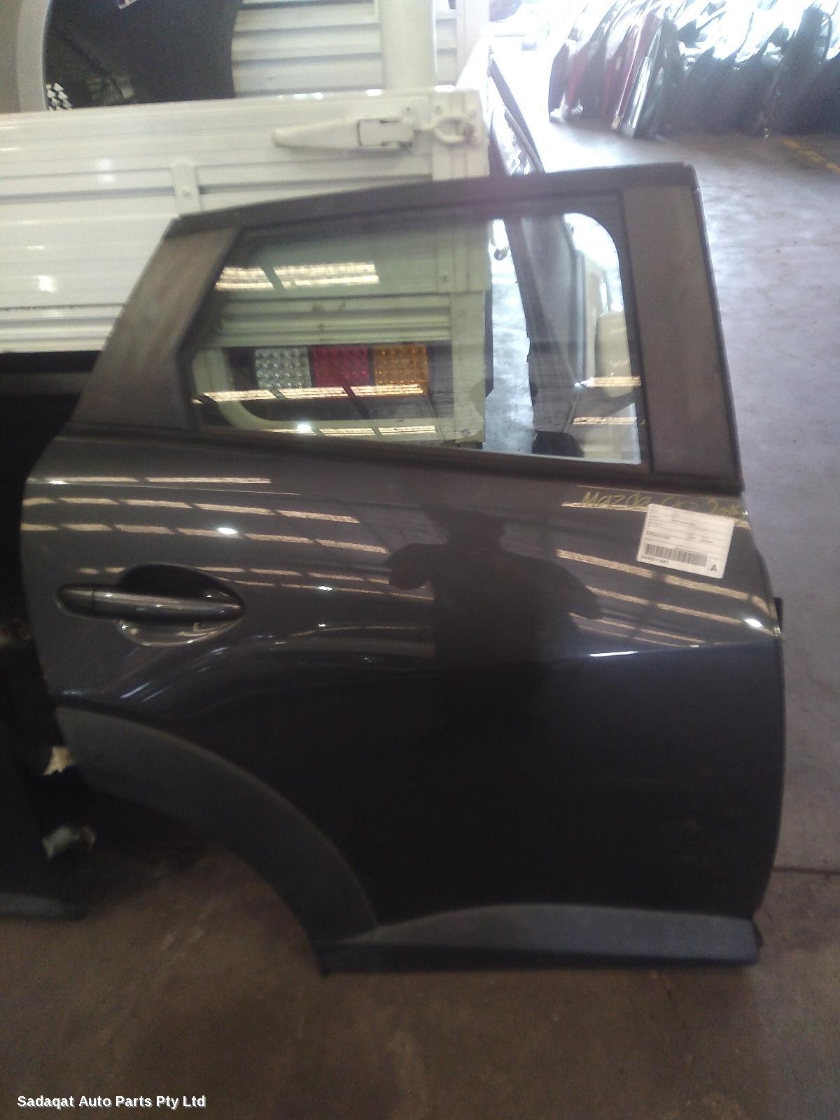 Mazda Cx3 Right_rear_door_sliding