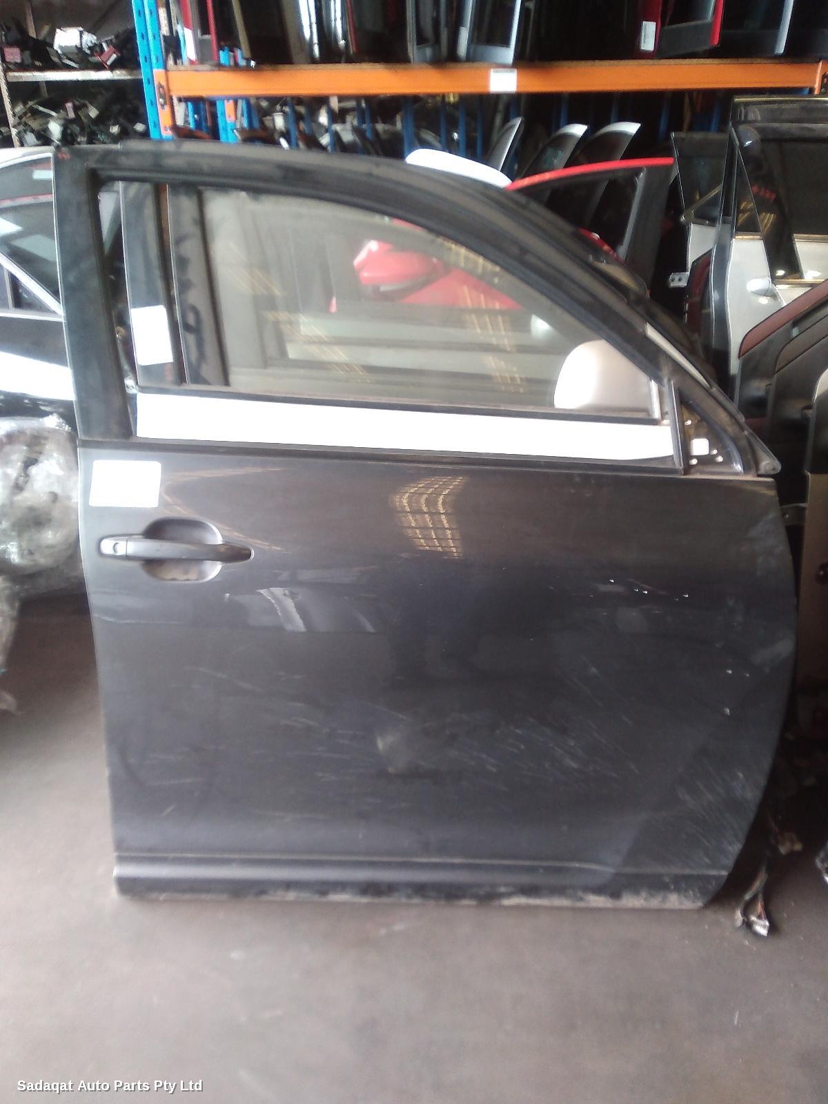 Toyota Kluger Right Front Door