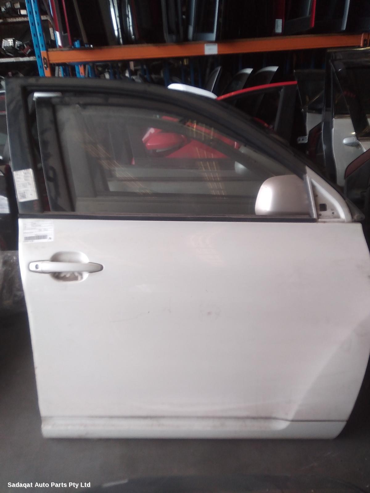 Toyota Kluger Right Front Door
