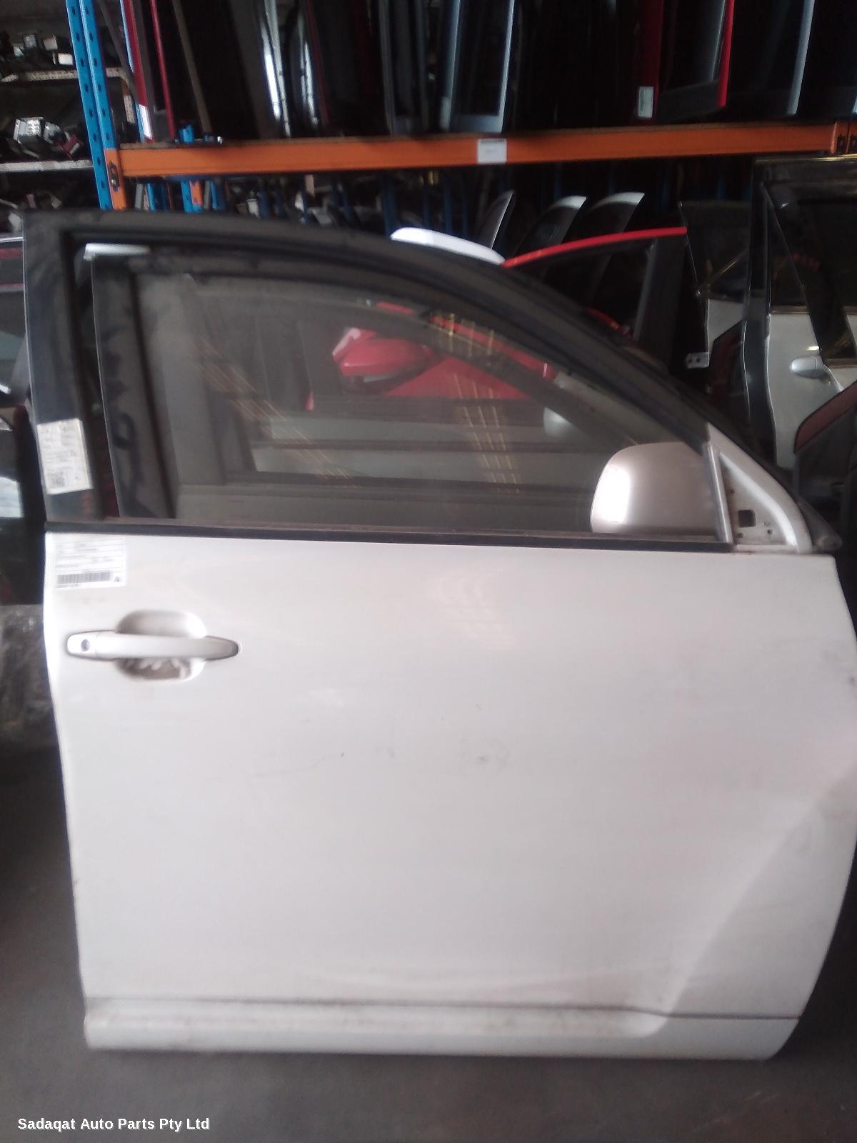 Toyota Kluger Right Front Door
