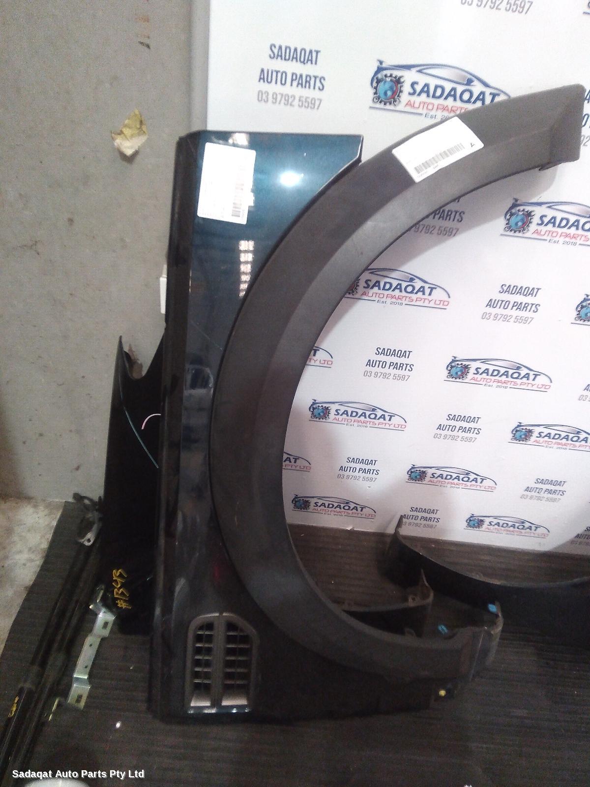 Land Rover Discovery Right Guard