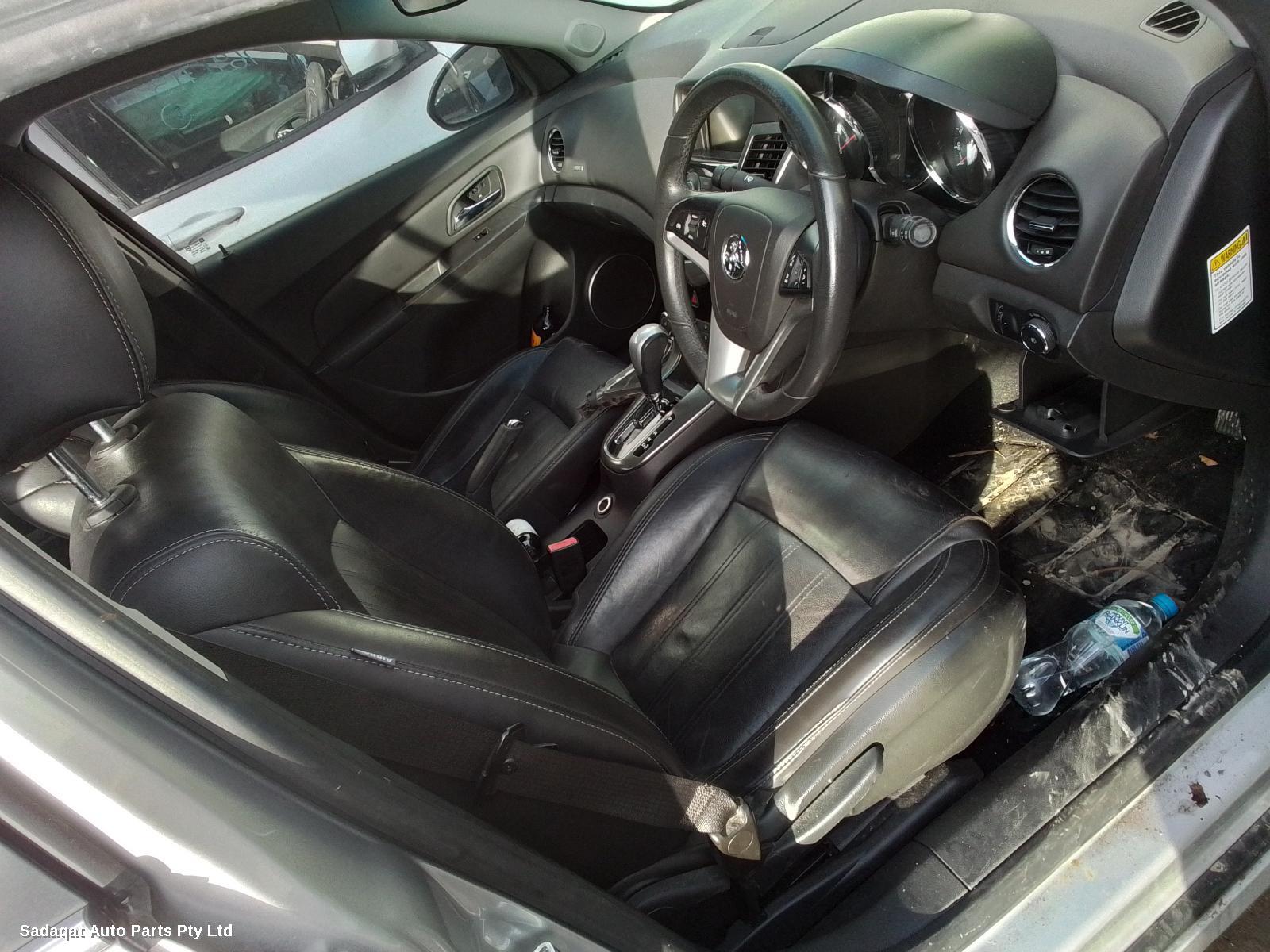 Holden Cruze Right Headlamp