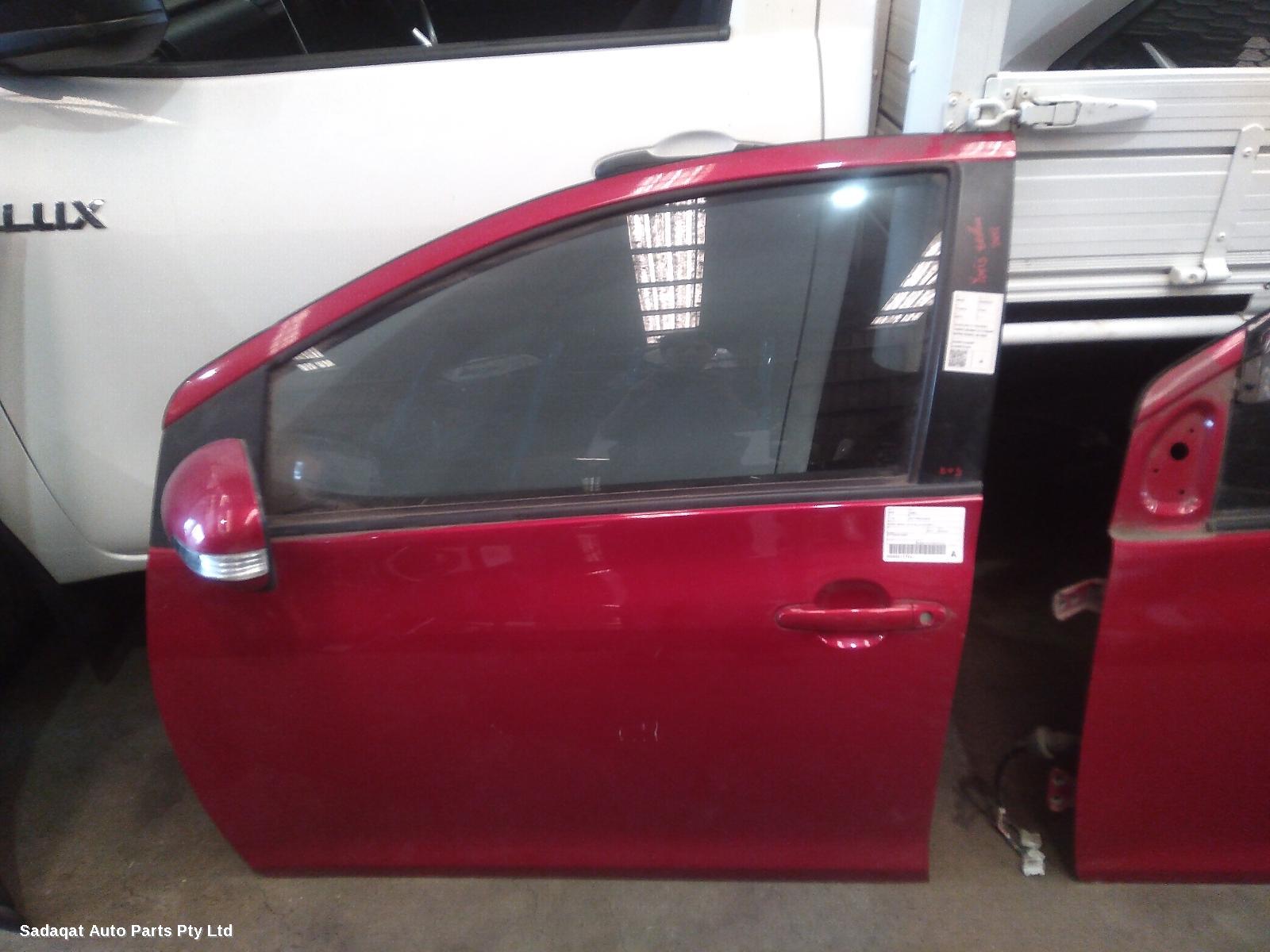 Toyota Yaris Left Front Door