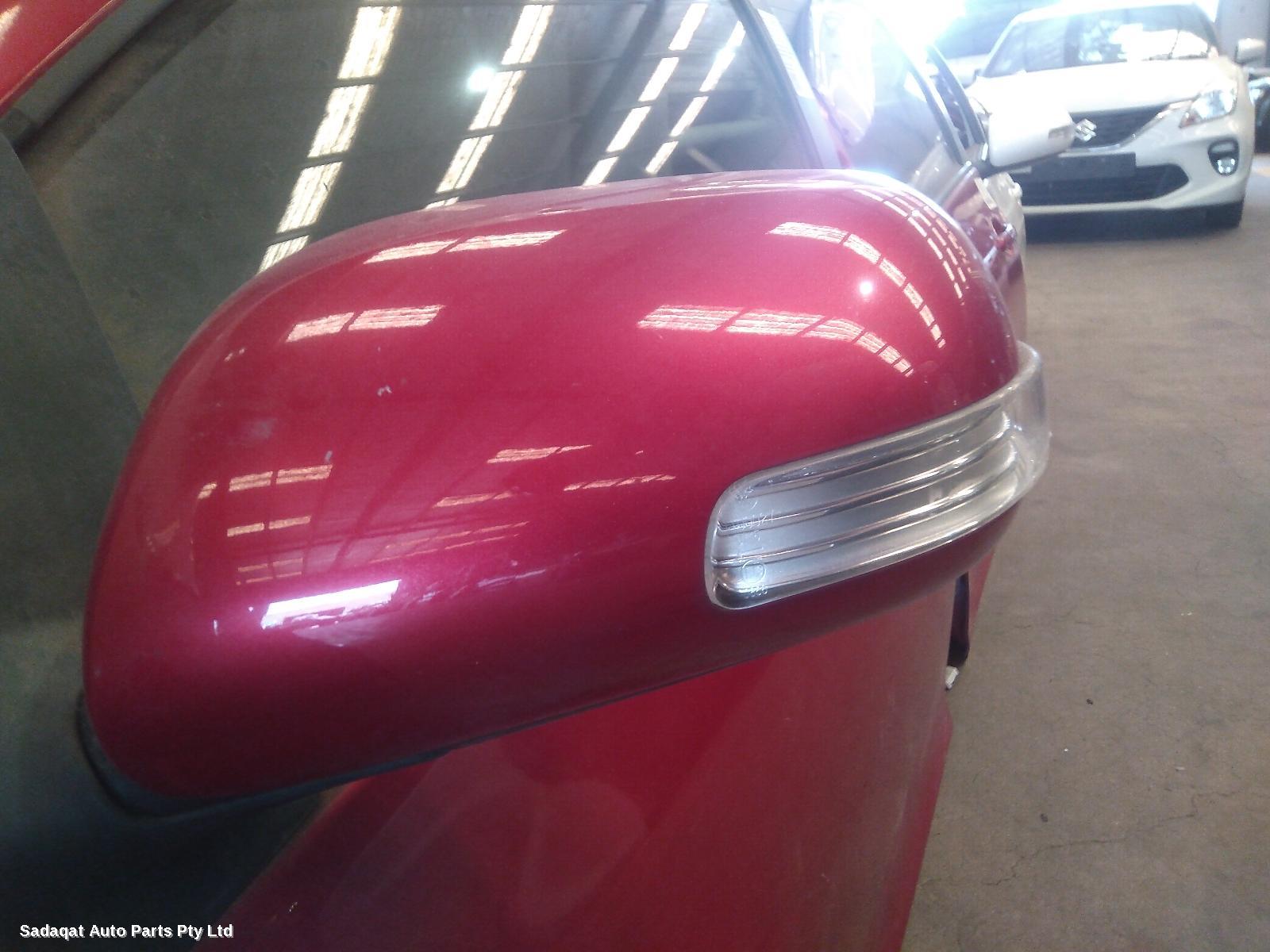 Toyota Yaris Left Door Mirror
