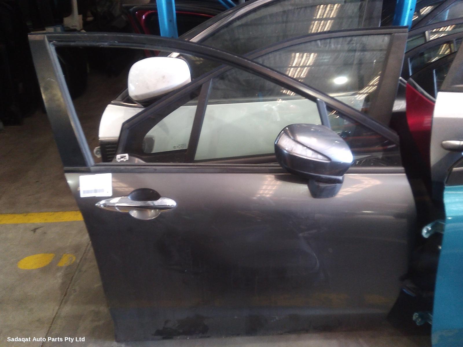 Honda Odyssey Right Front Door