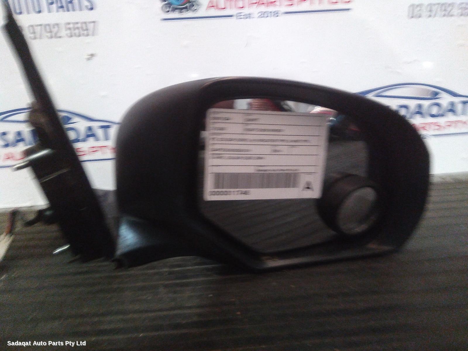 Suzuki Swift Right Door Mirror