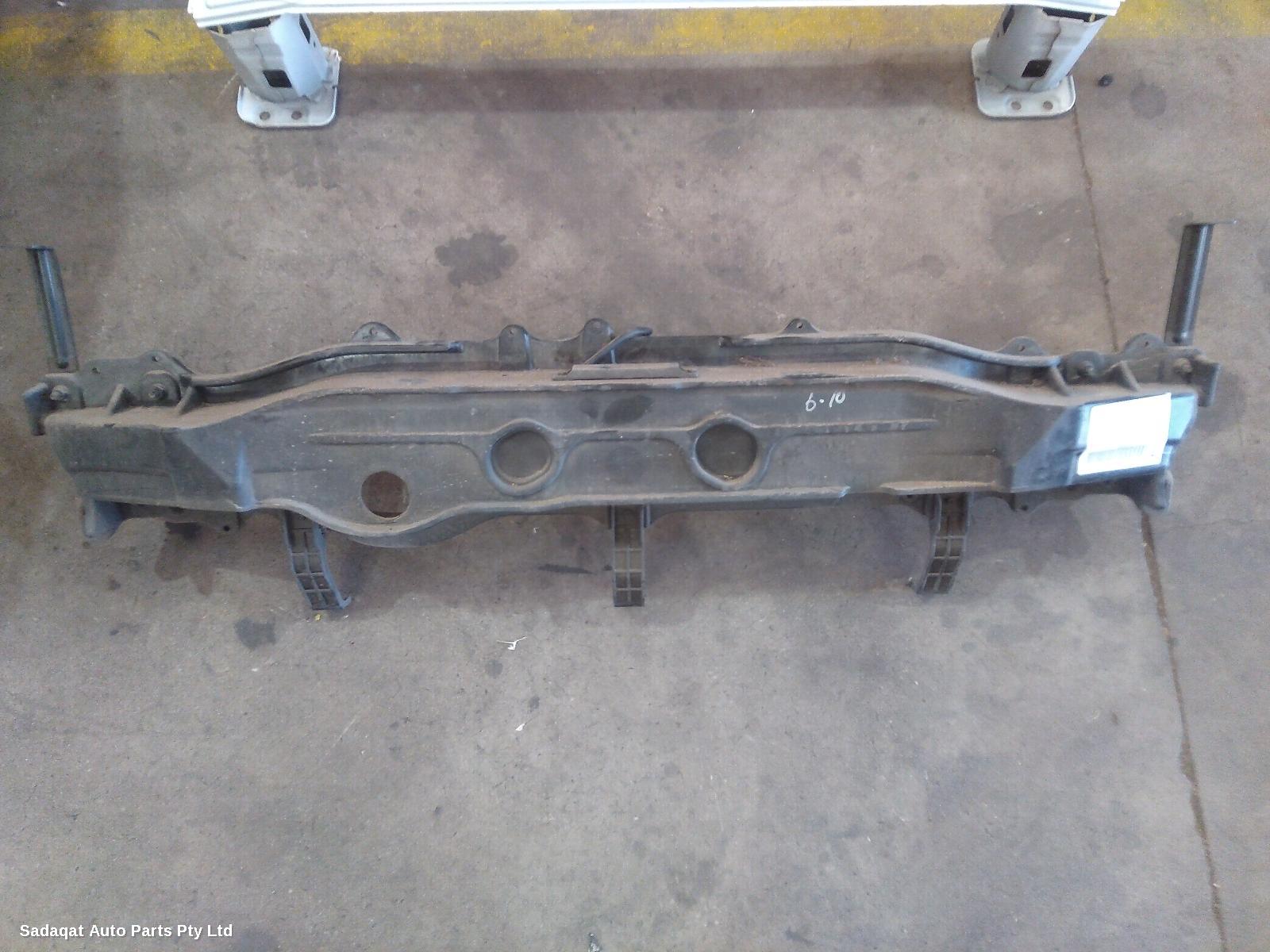 Hyundai I30 R/bar Bracket/reinfo