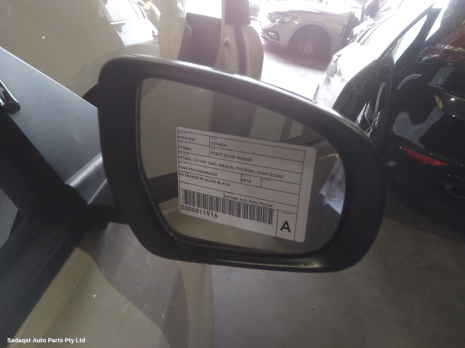 Suzuki Vitara Right Door Mirror