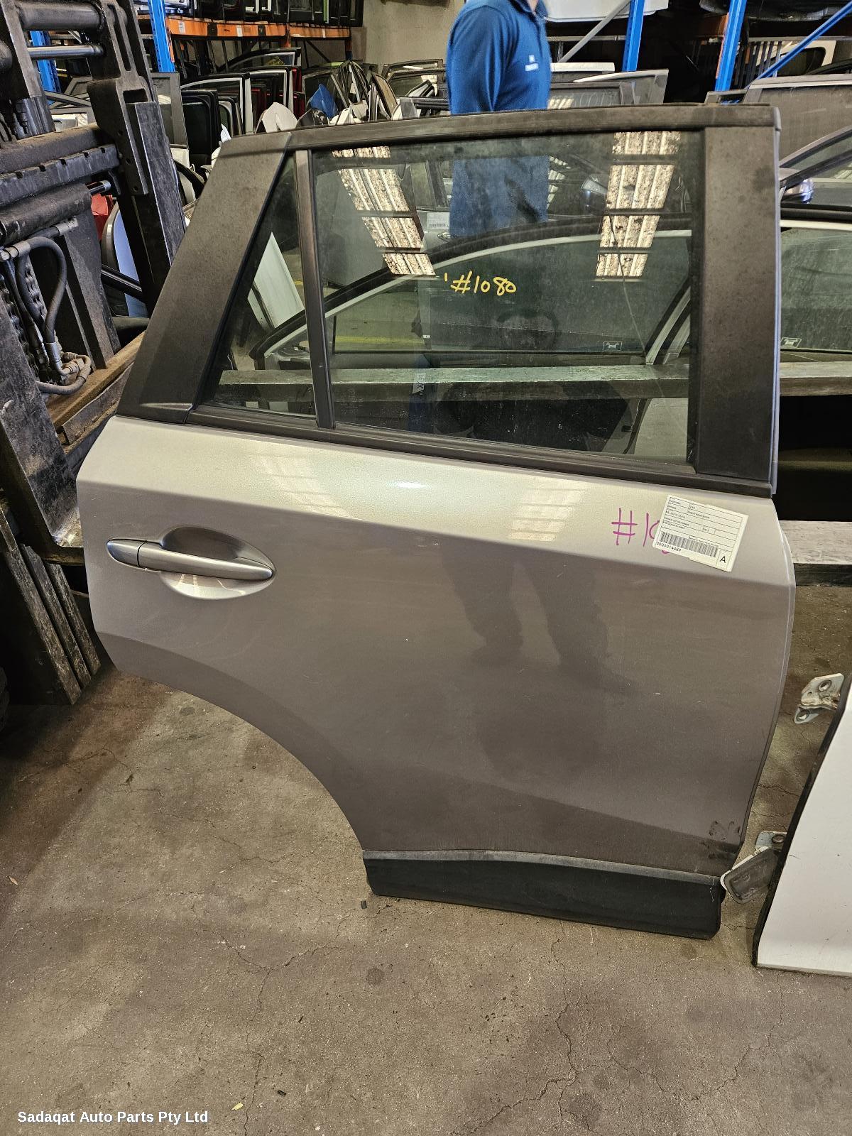 Mazda Cx5 Right_rear_door_sliding