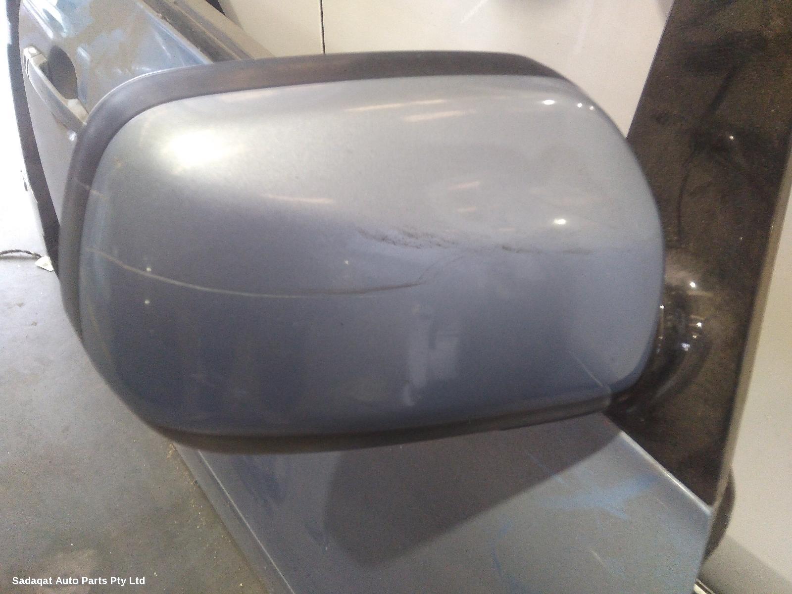 Toyota Avensis Right Door Mirror