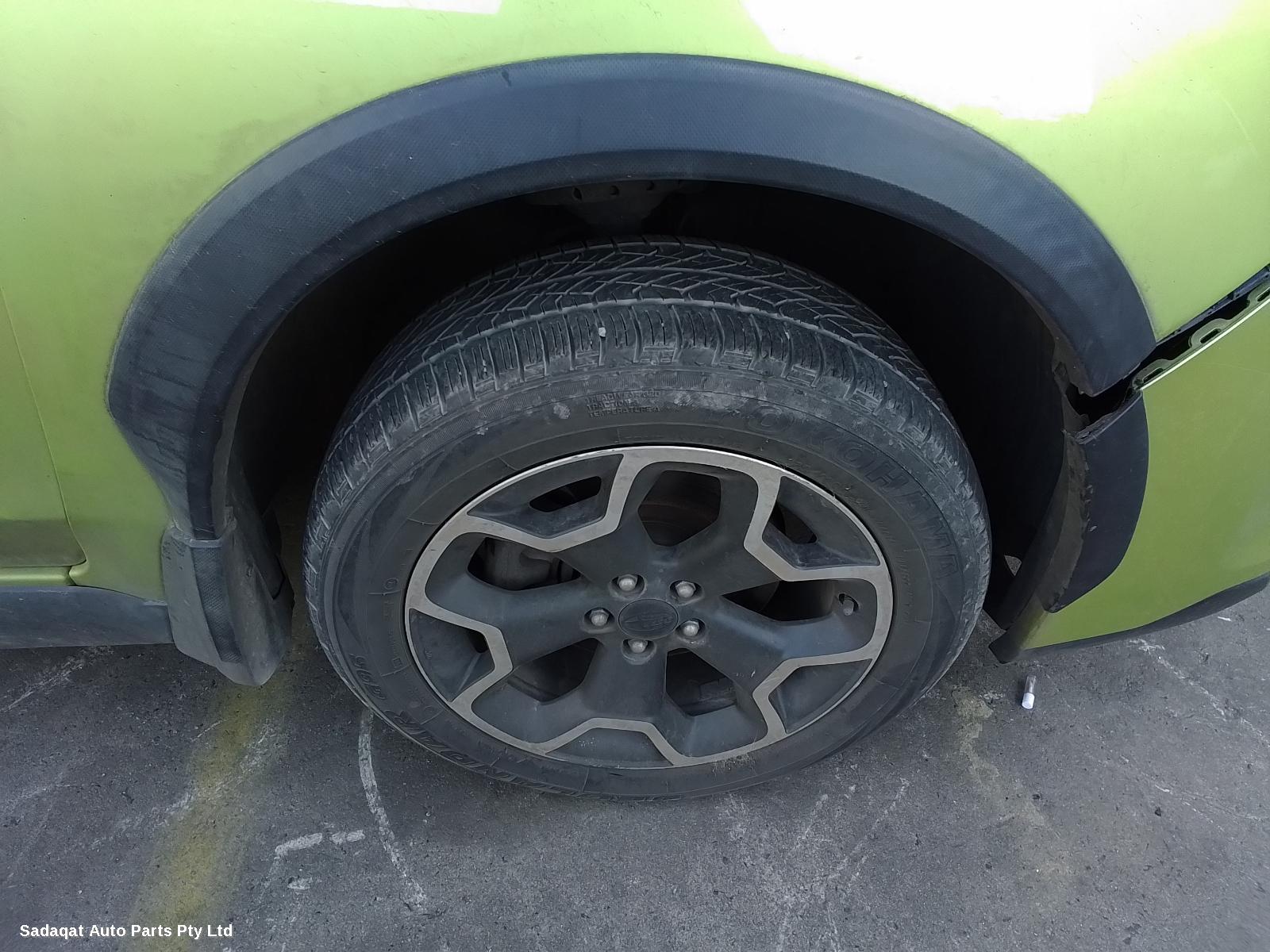 Subaru Xv Left Taillight