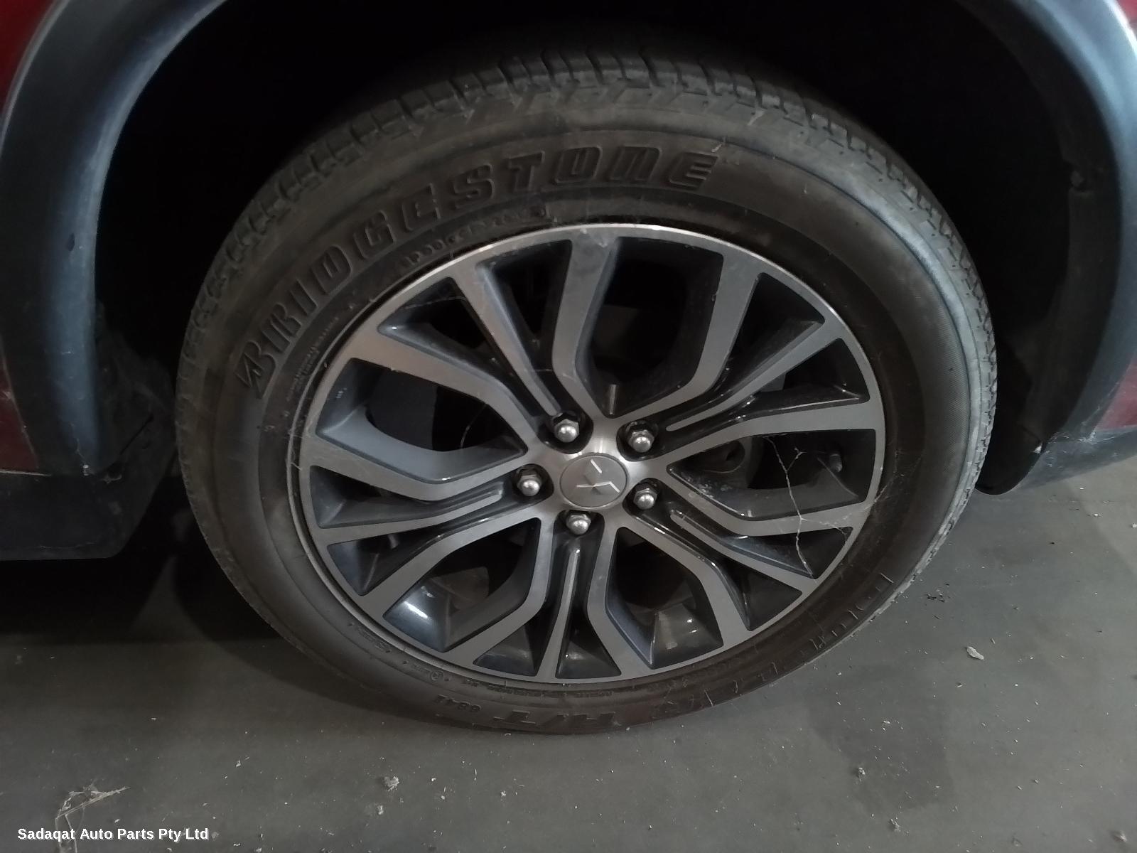 Mitsubishi Asx Right Headlamp