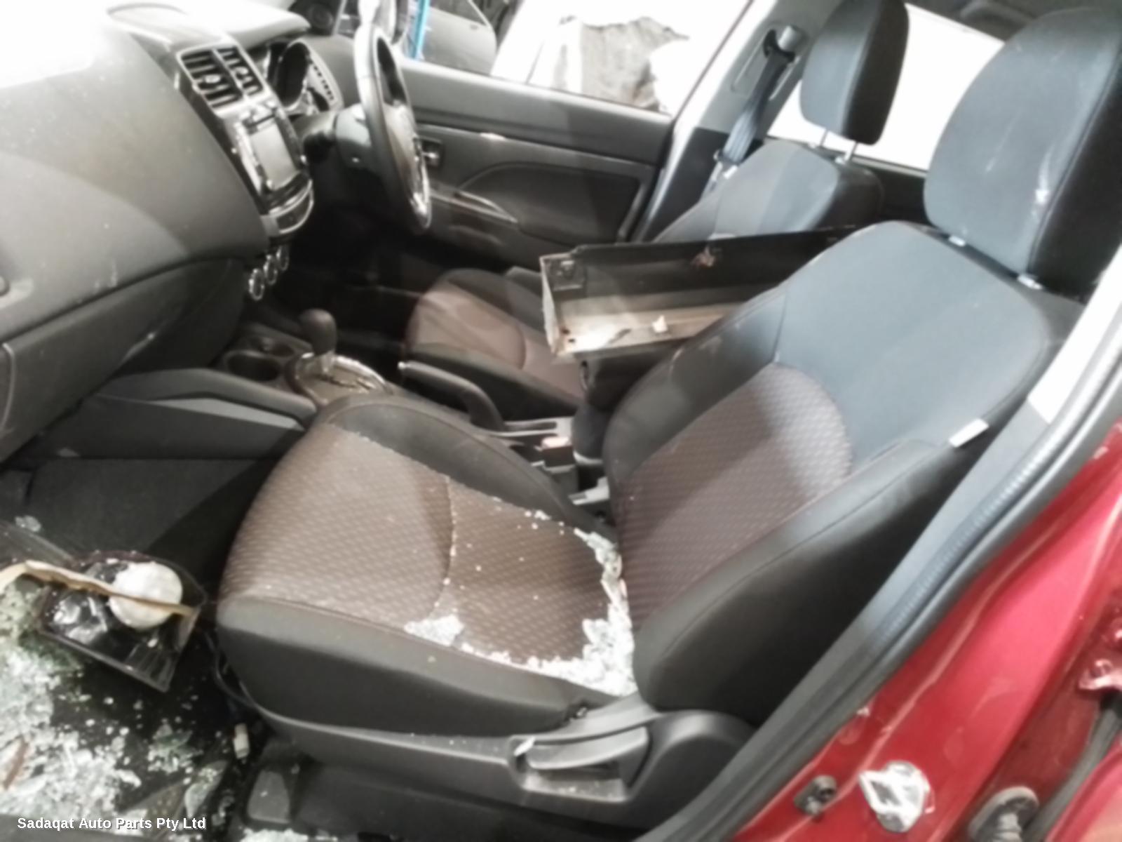 Mitsubishi Asx Right Headlamp