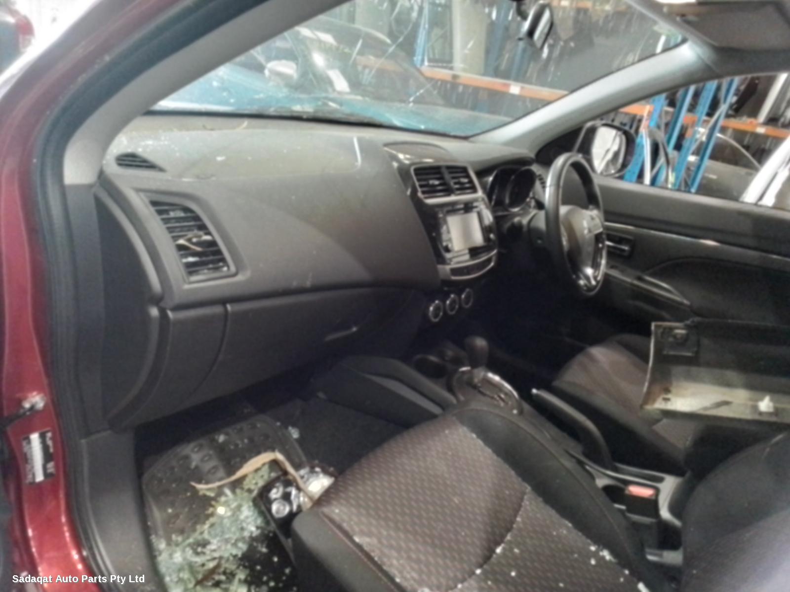 Mitsubishi Asx Right Headlamp