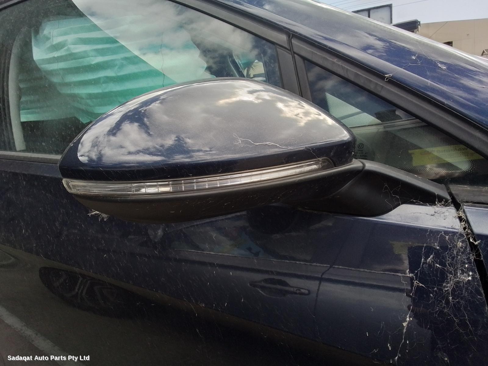 Volkswagen Golf Left Door Mirror