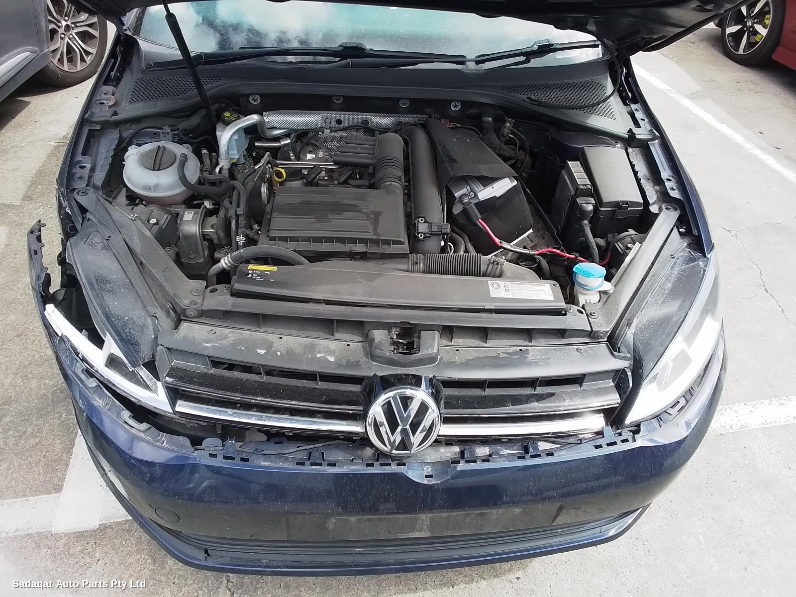 Volkswagen Golf Left Door Mirror