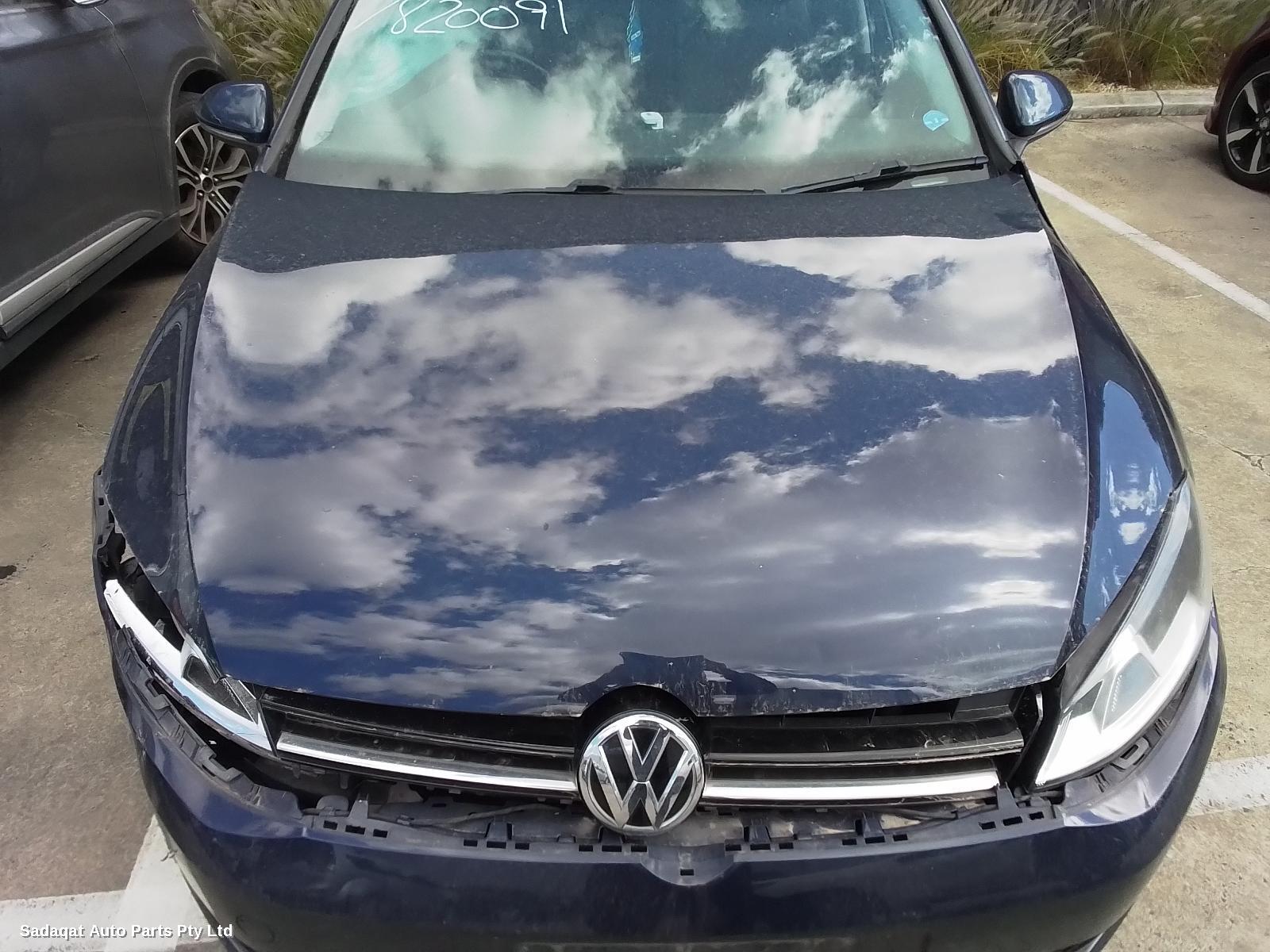 Volkswagen Golf Left Door Mirror